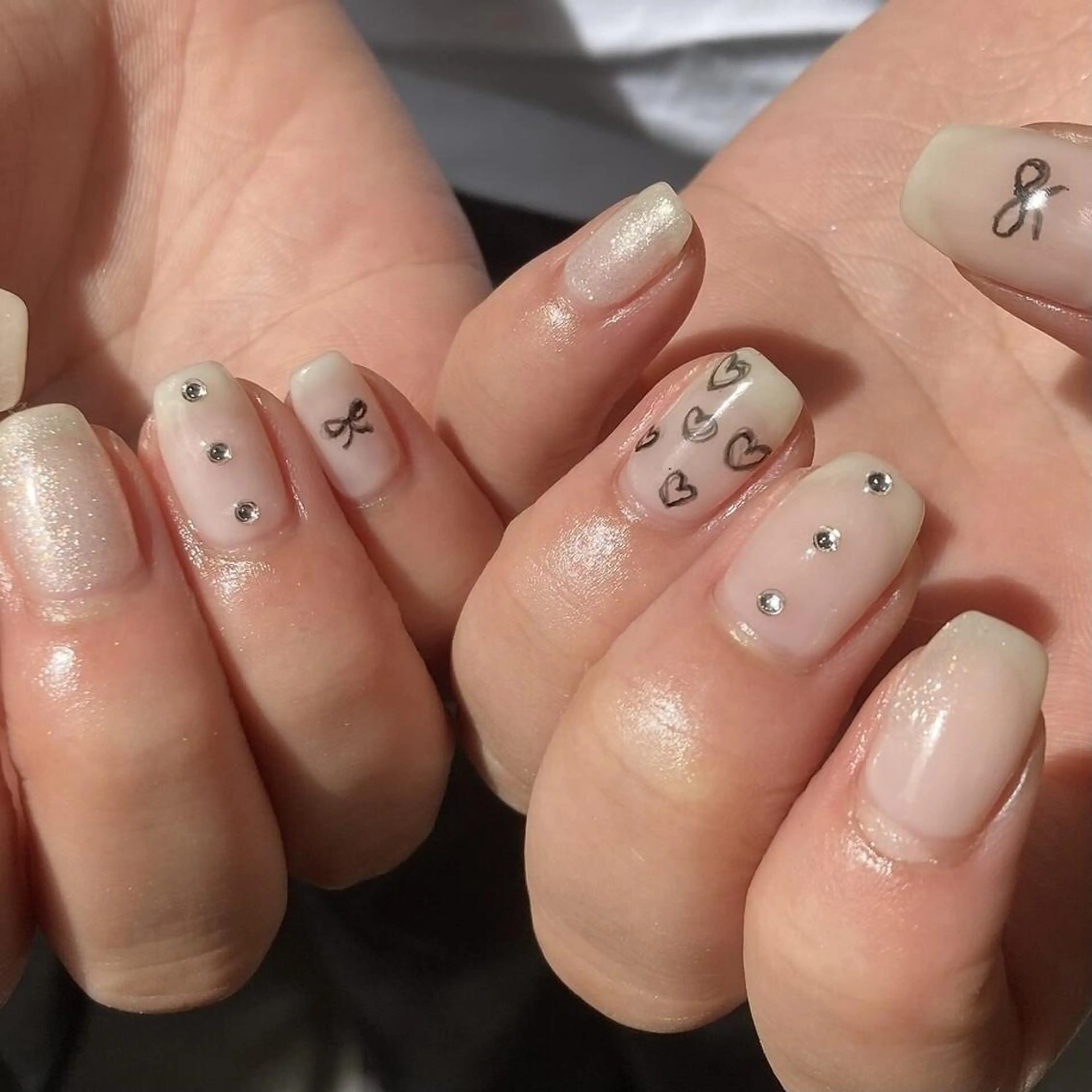 ネイル アートネイル ジェルネイル ハート ニュアンスネイル パラジェル ハンドネイル 【パラジェル認定】 newiネイル京橋のネイルデザイン