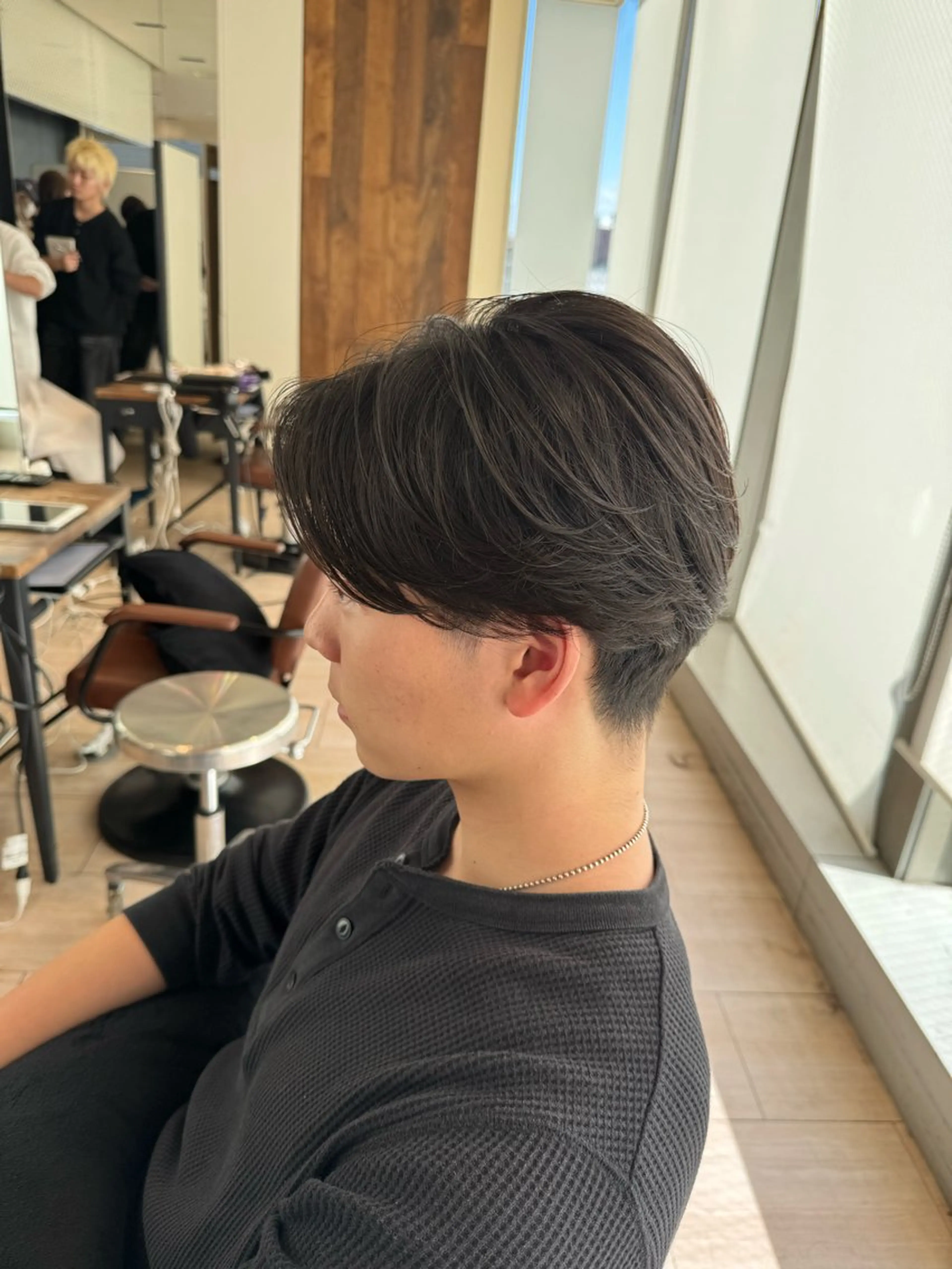 メンズ 早野太陽 レイヤー／顔周りのヘアスタイル