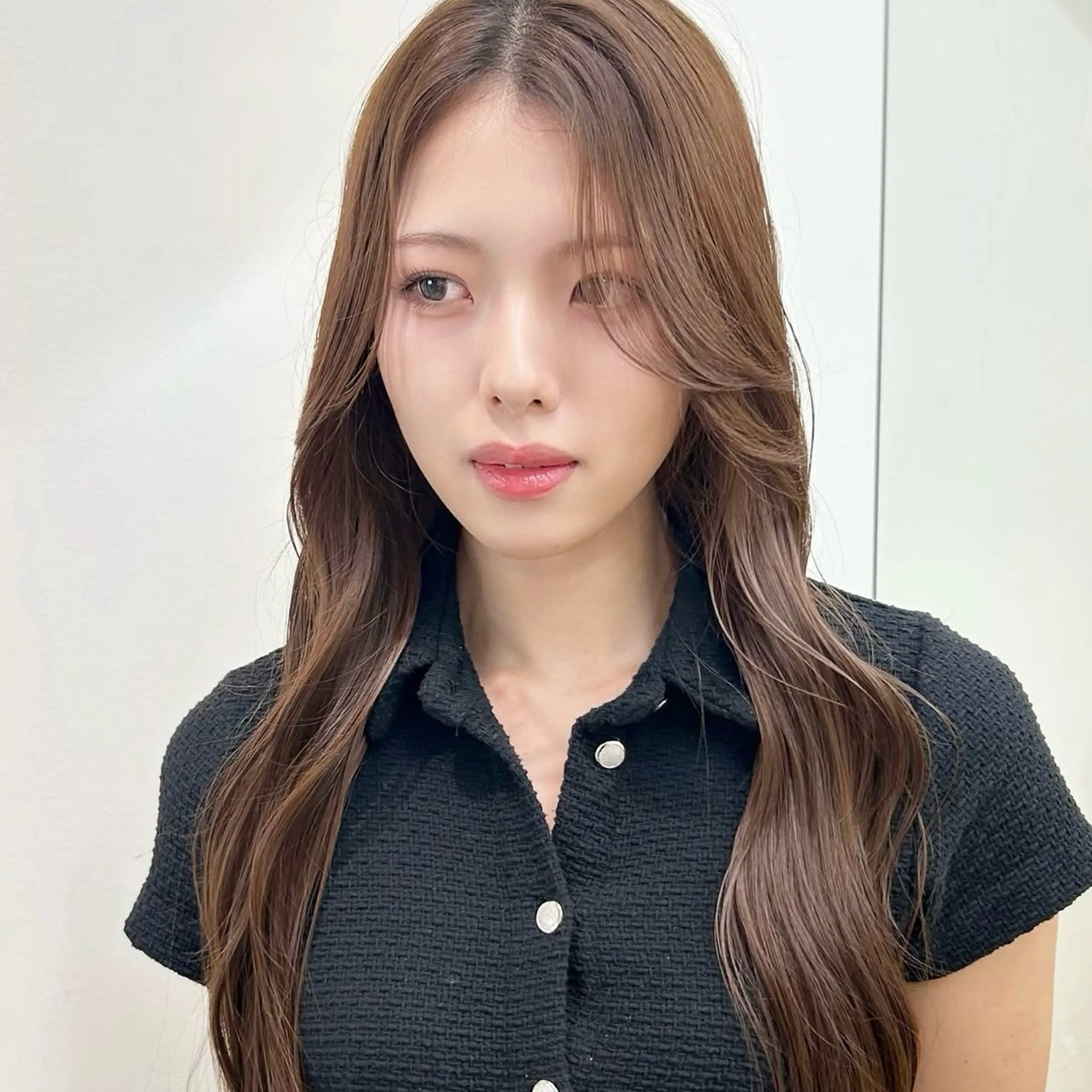 ロング カラー ブリーチ ブリーチなしカラー ヘアカラー トリートメント ヘアセット ブリーチなし🤍透明 感カラーtakutoのヘアスタイル