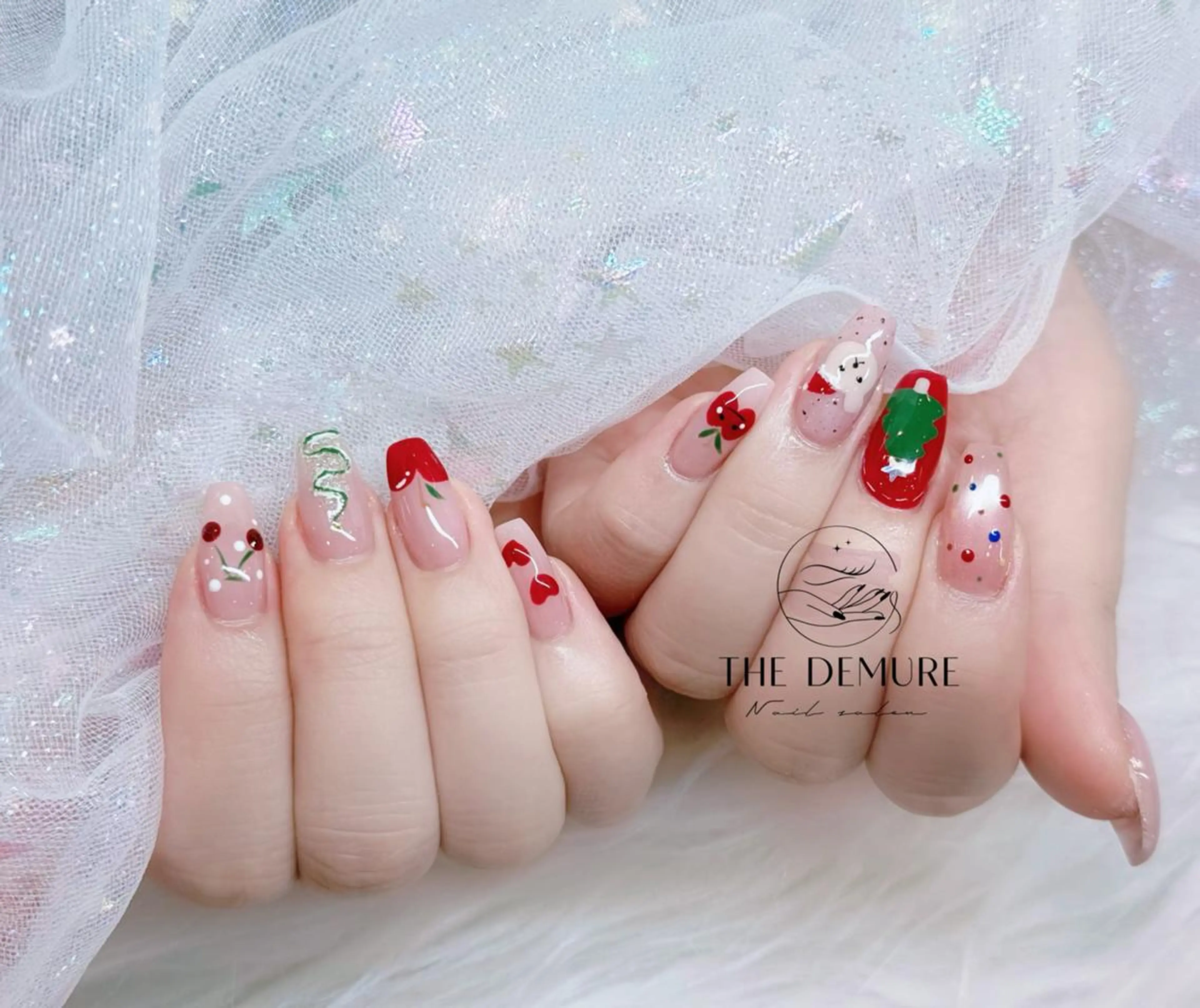 ネイル アートネイル 韓国ネイル マグネットネイル オフィスネイル スカルプネイル NailDemure 【銀座店】のネイルデザイン