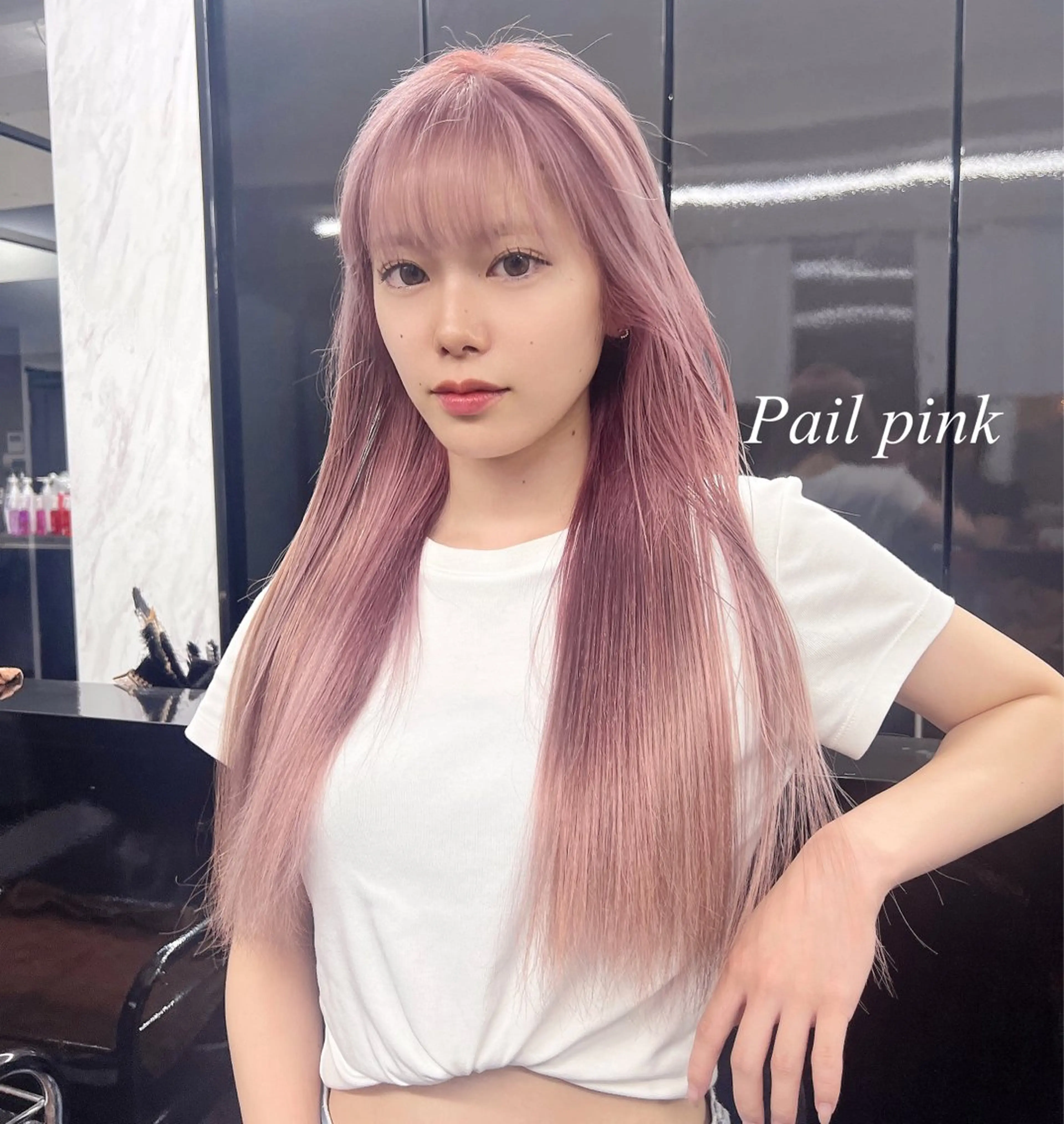 ロング カラー シールエクステ ハイトーンカラー エクステ ヘアカラー トリートメント シールエクステ特化 ハイトーン、NANAのヘアスタイル