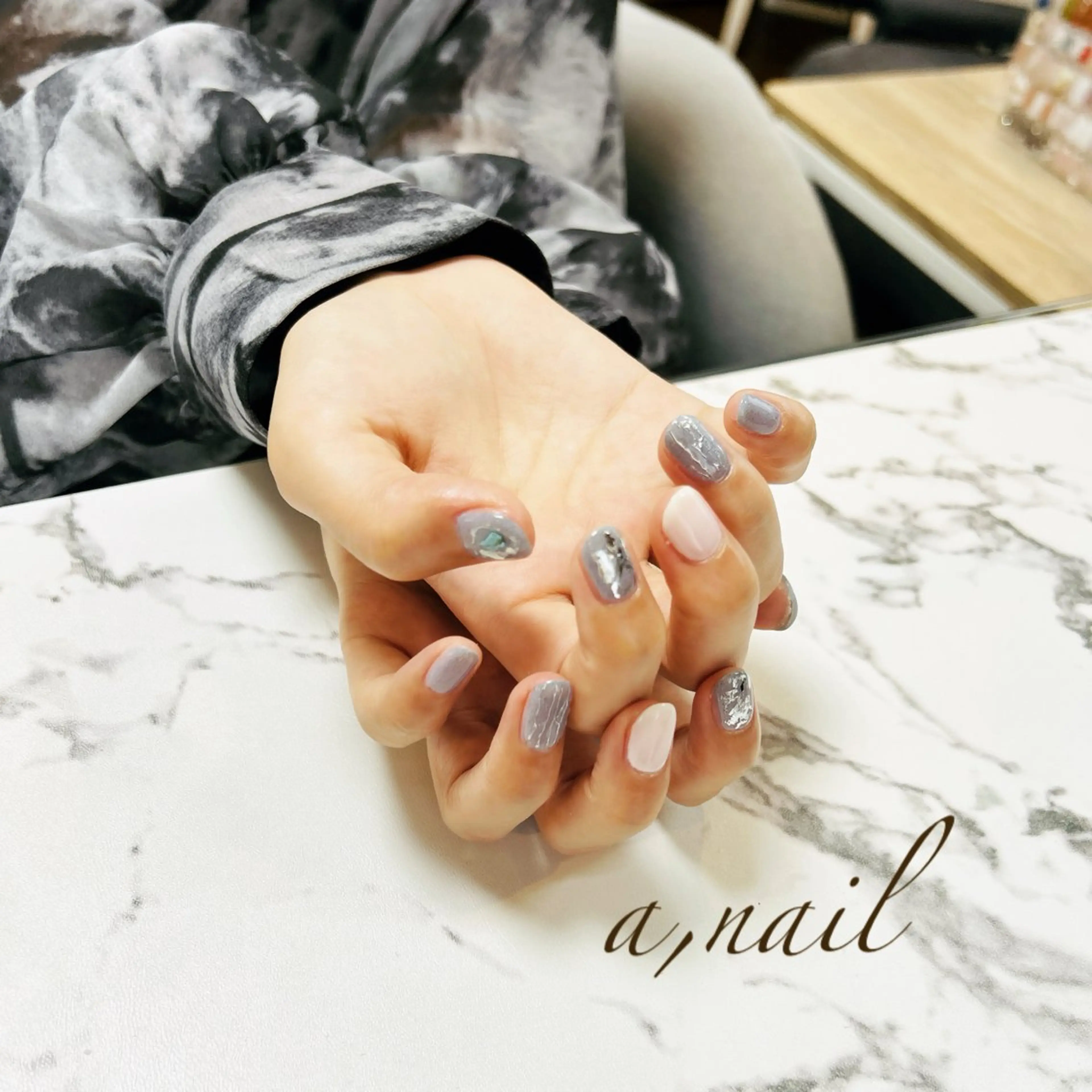 ネイル ジェルネイル キラキラネイル ミラーネイル シンプルネイル 夏ネイル ハンドネイル ネイルサロン エーネイルのネイルデザイン