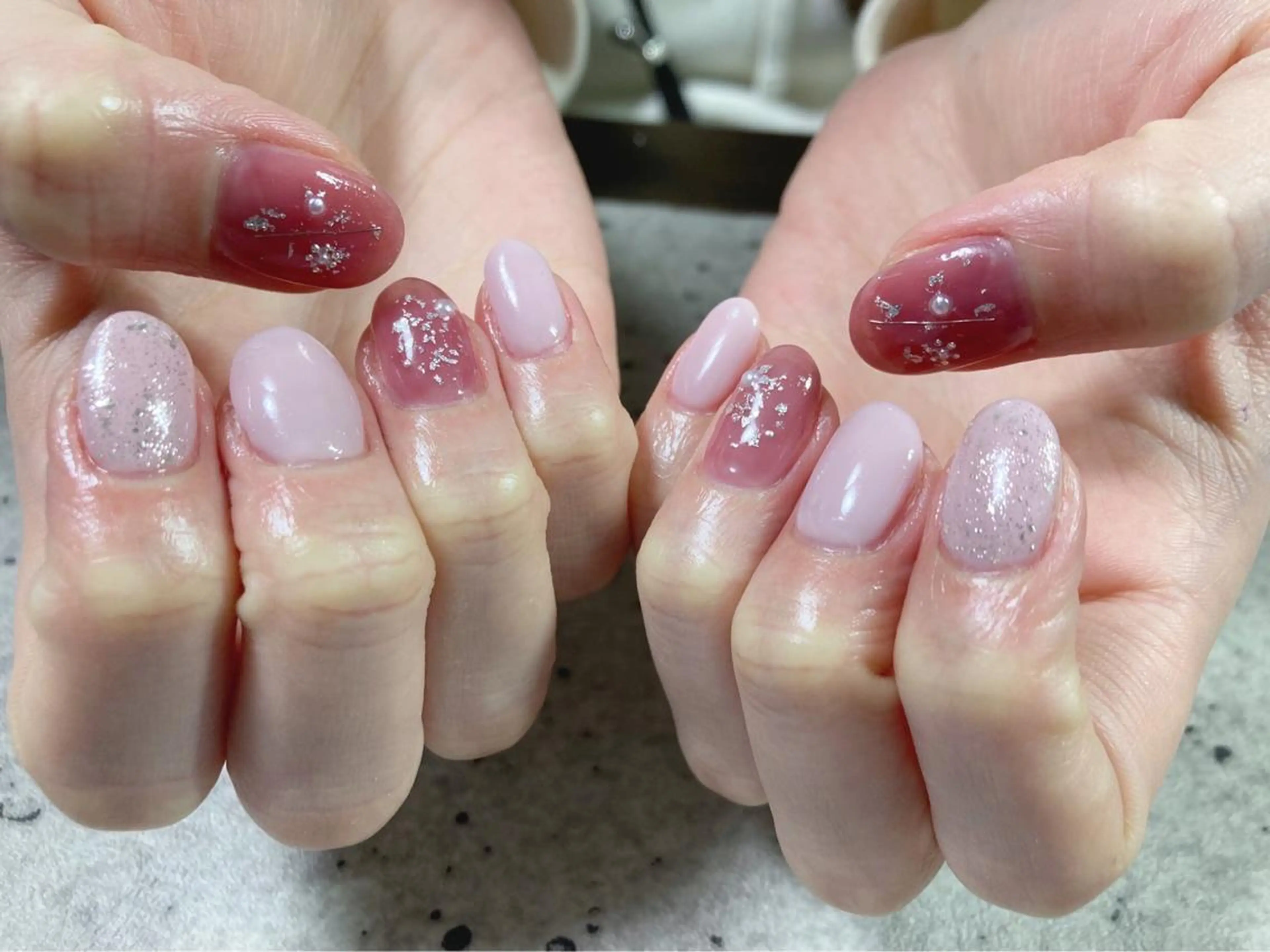 ネイル オーロラネイル フラワーネイル フットネイル フレンチネイル ジェルネイル mogunail &blowのネイルデザイン