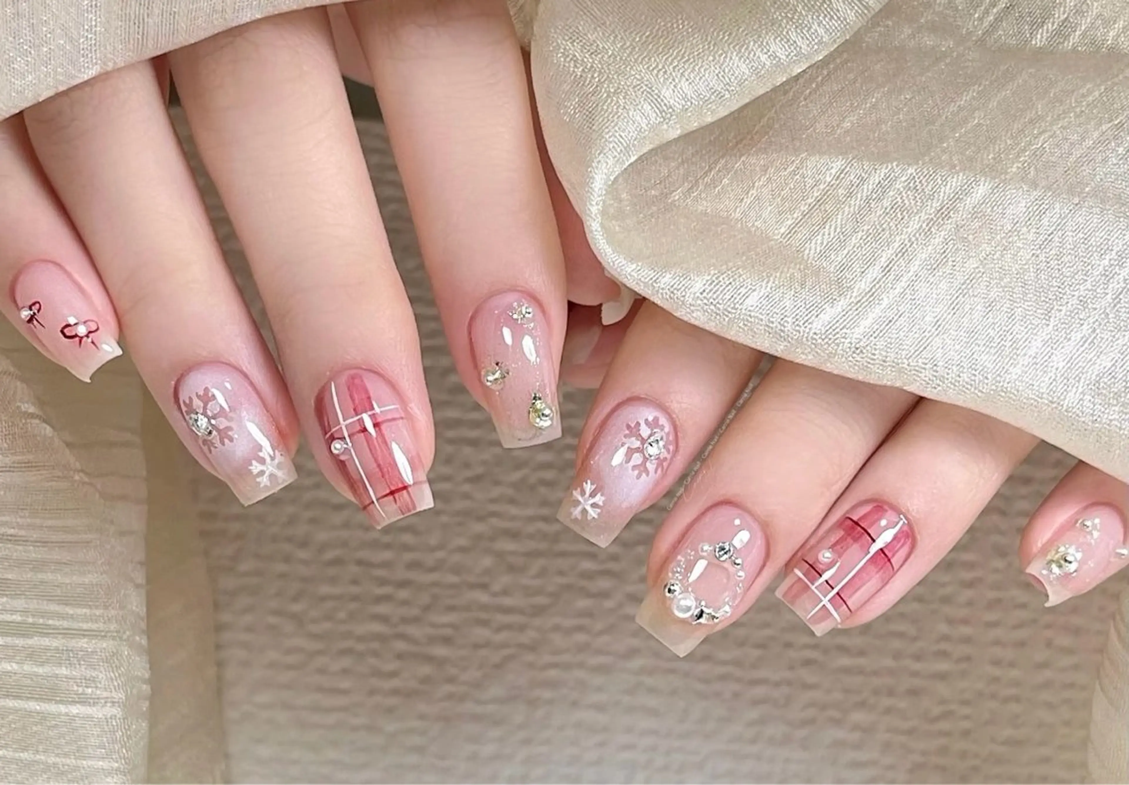 ネイル 中山 美月のネイルデザイン