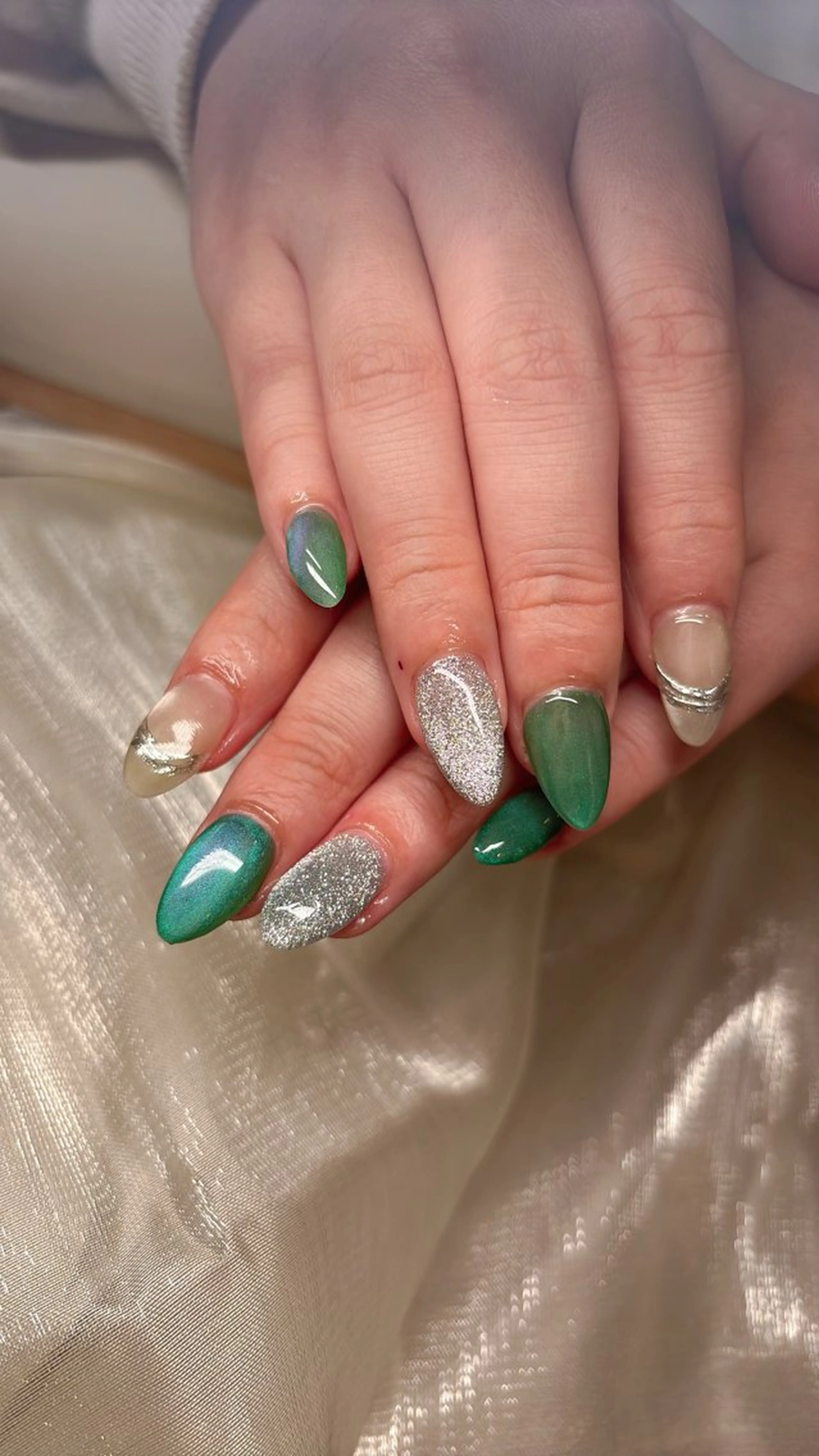 ネイル Shadow nailのネイルデザイン