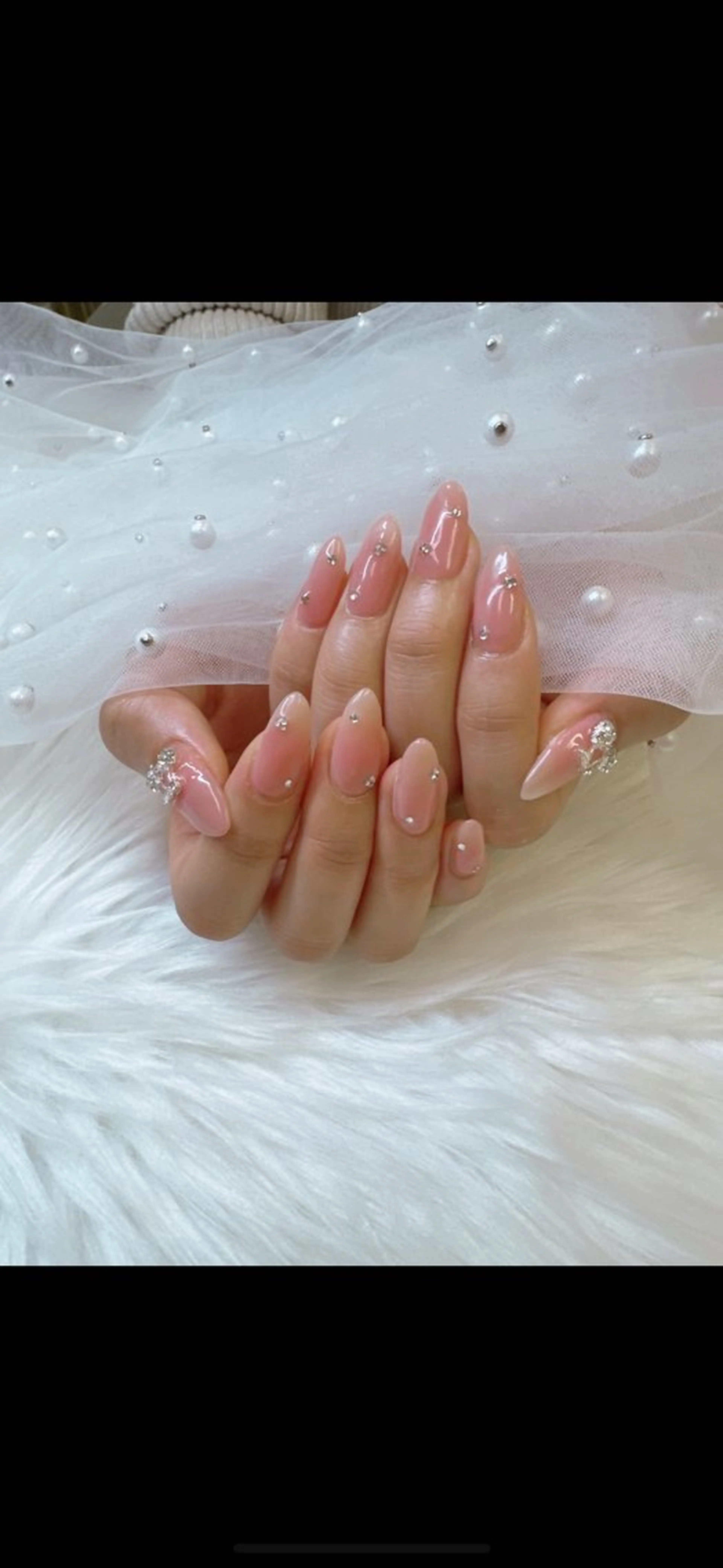 ネイル アートネイル べっ甲ネイル ボルドー チークネイル ドット ハンドネイル Queeens nailのネイルデザイン