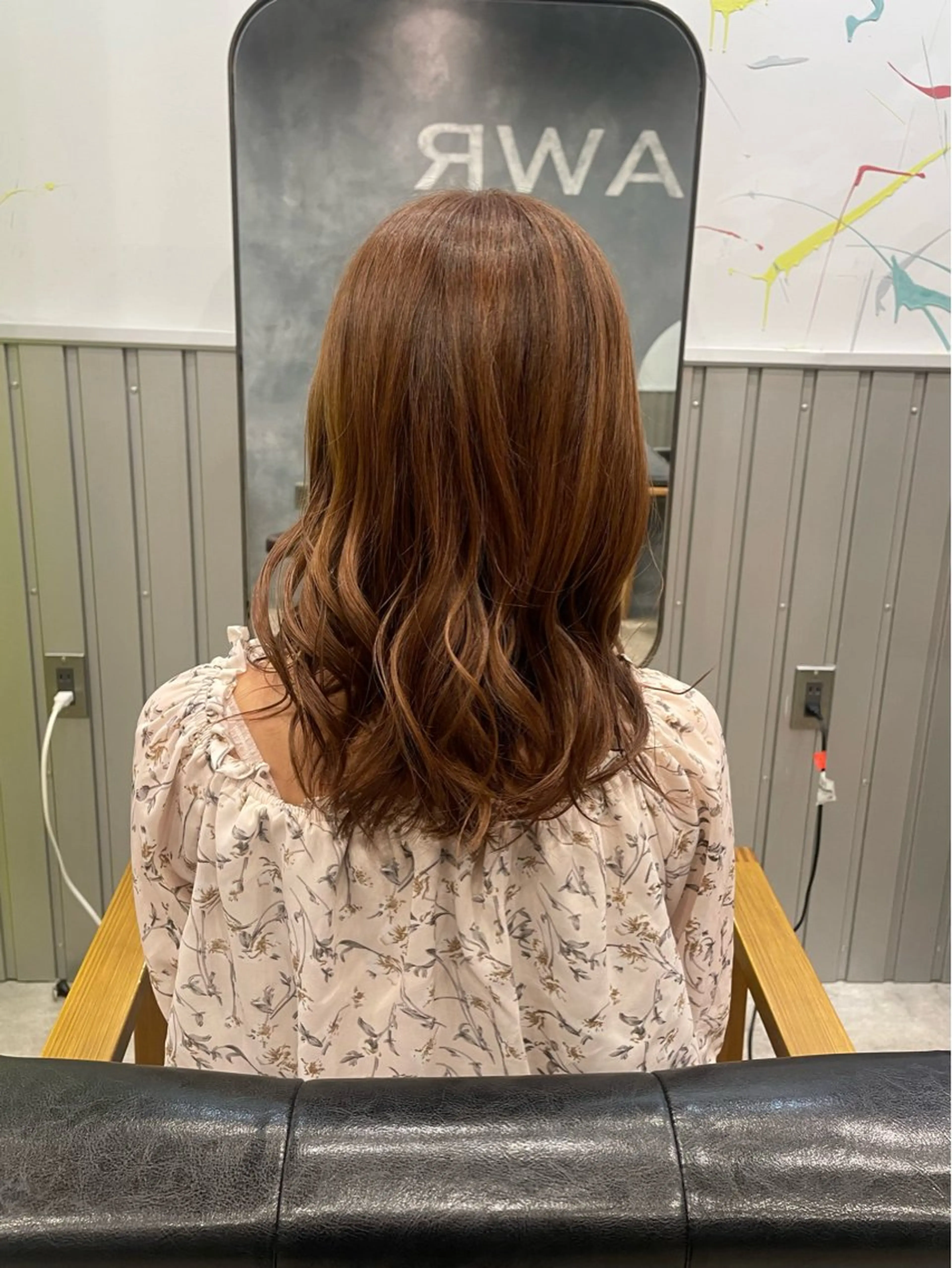 セミロング カラー ベージュカラー ピンクカラー ピンクベージュ 飛澤 太陽のヘアスタイル