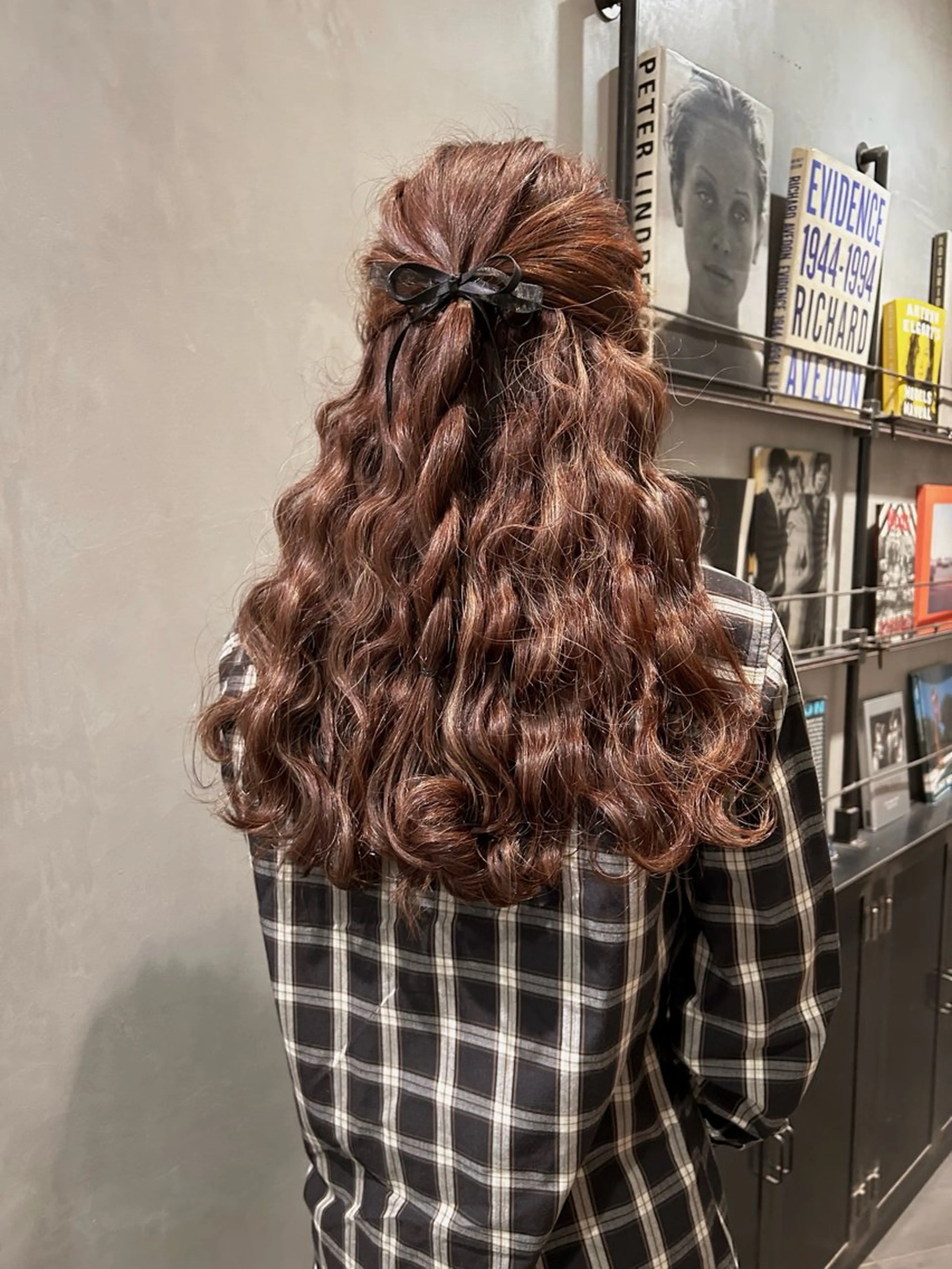 ロング ヘアアレンジ ヘアカラー タナカ カナ🫧のヘアスタイル
