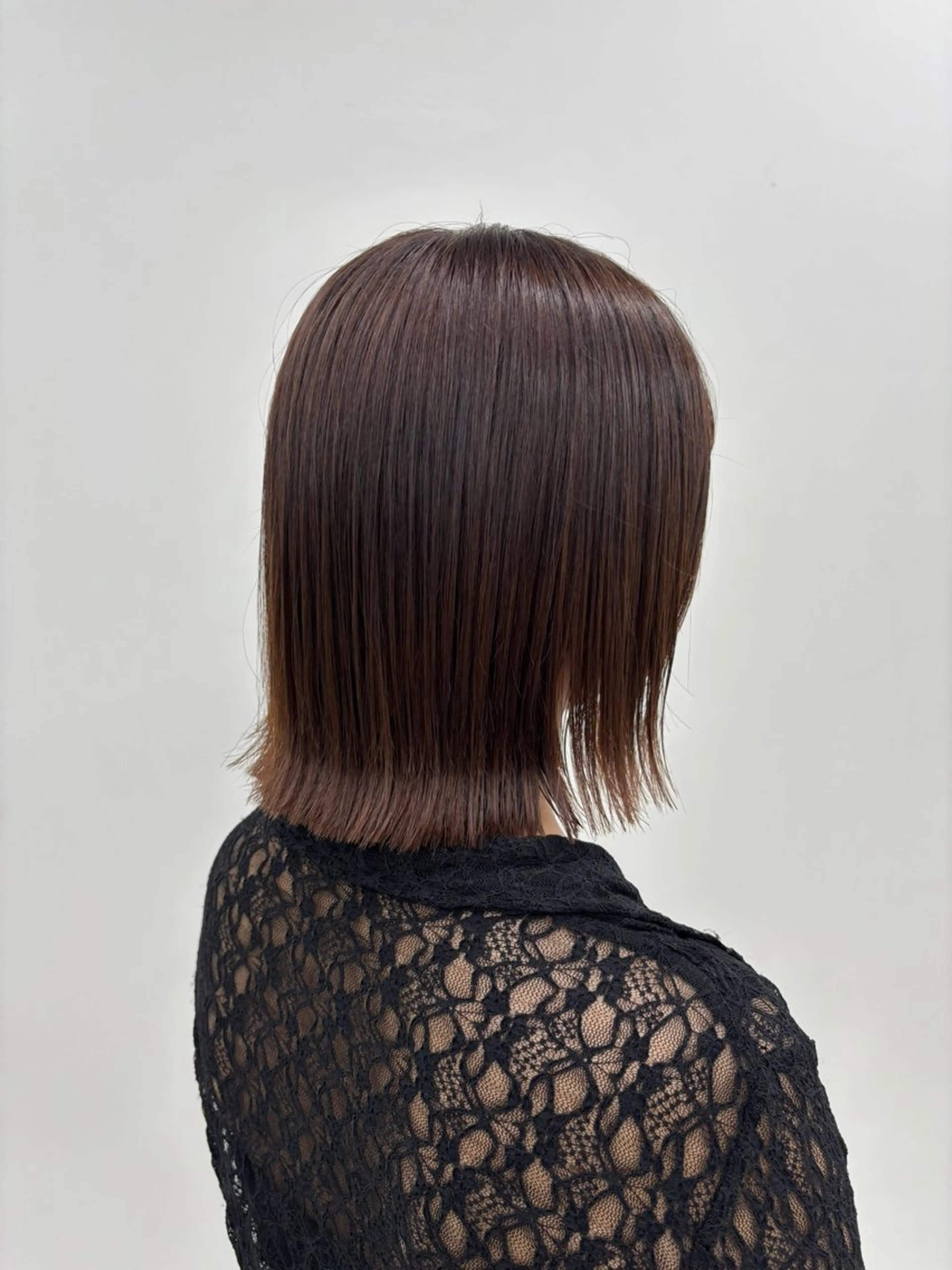 ミディアム カット 工藤 璃乃 /ぱつっとボブのヘアスタイル