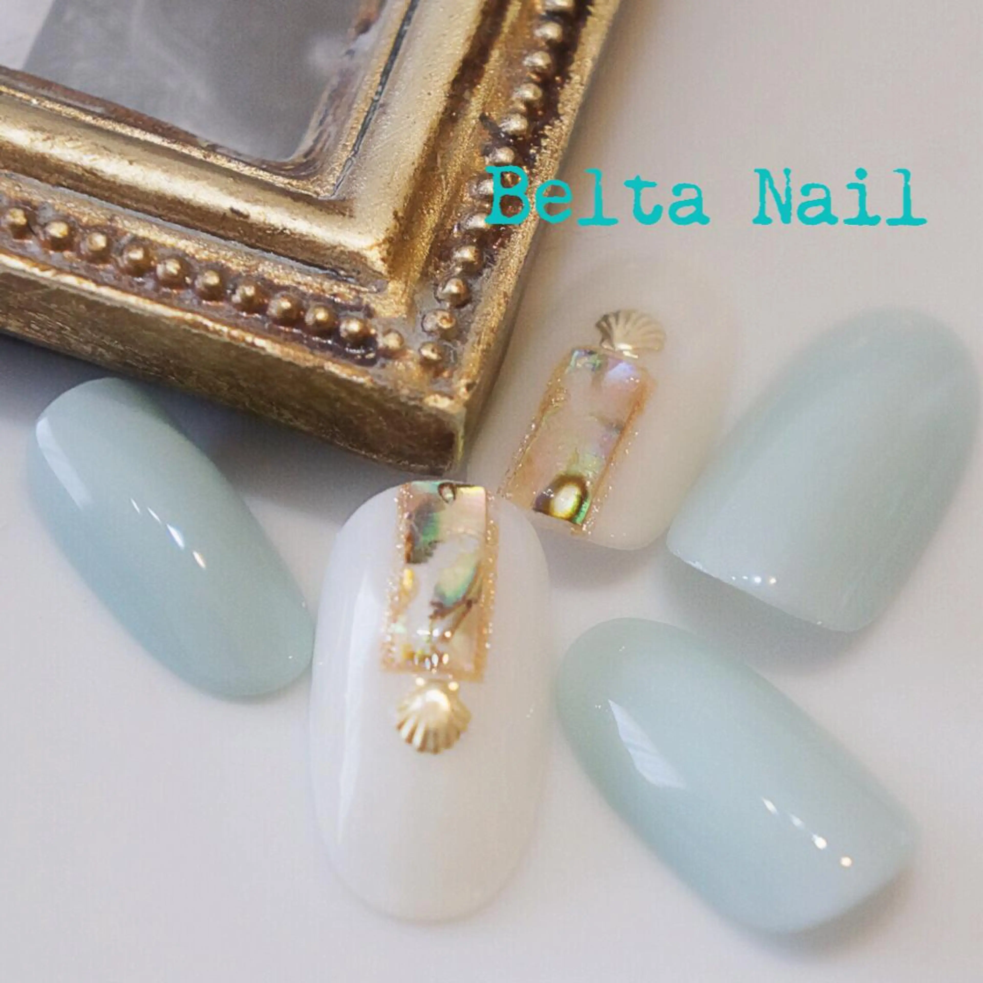 ネイル アートネイル ストーンネイル BELTA NAILのネイルデザイン