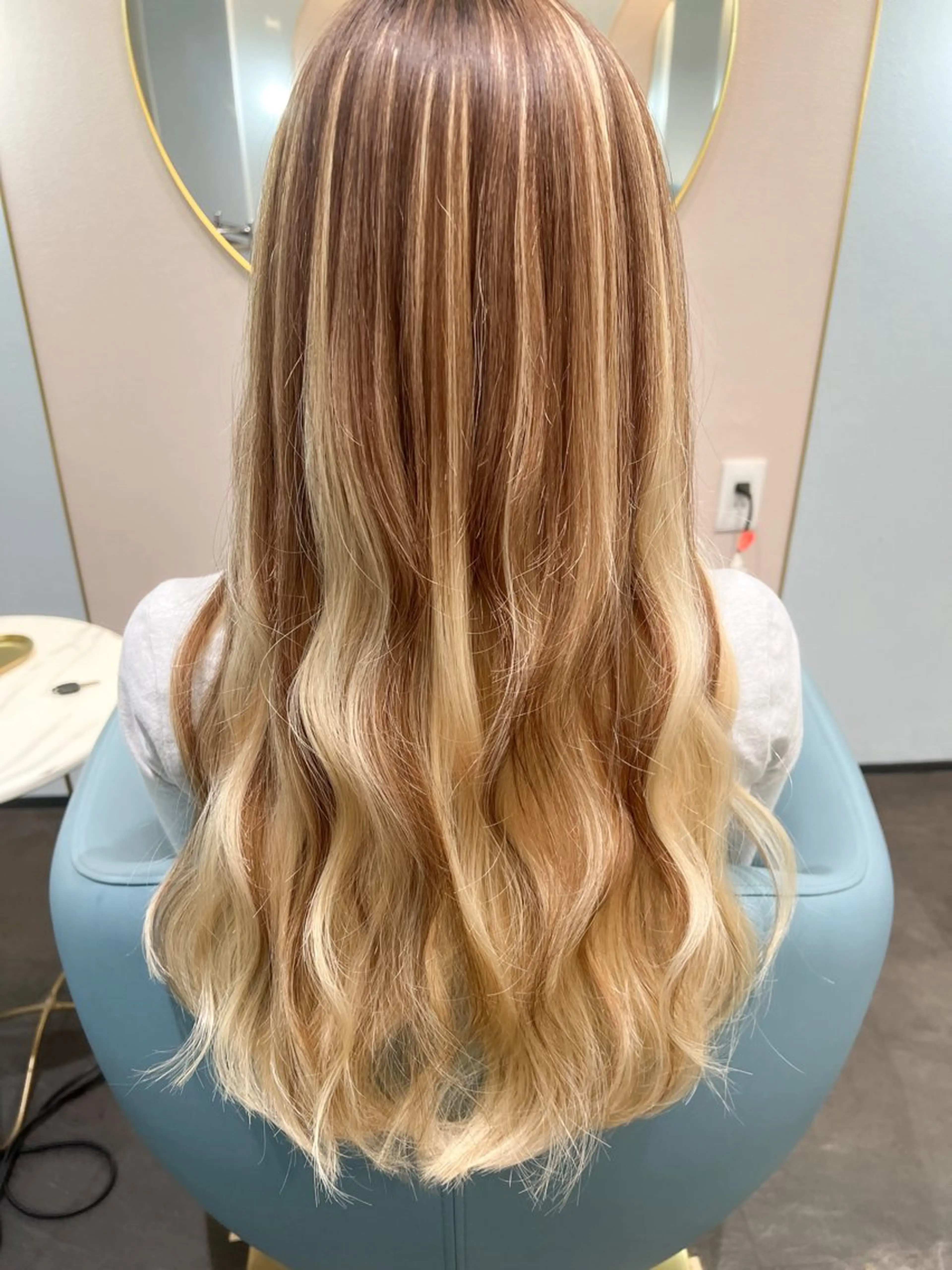 ロング MIRIM栄 野田航生のヘアスタイル