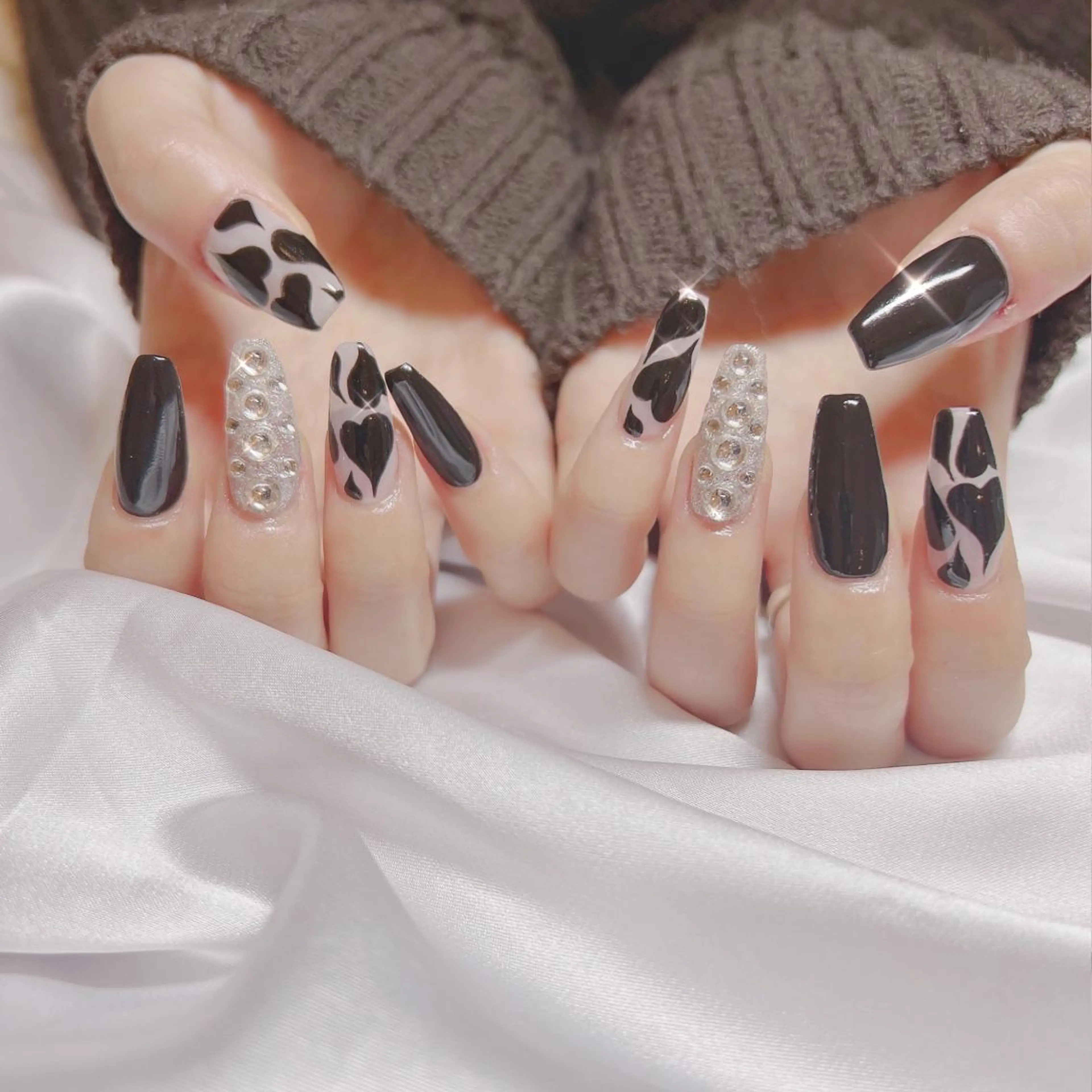 ネイル オーロラネイル フットネイル フレンチネイル ジェルネイル 韓国ネイル ハンドネイル ハンドケア 【ENサロン】 Rei🎀Nailのネイルデザイン