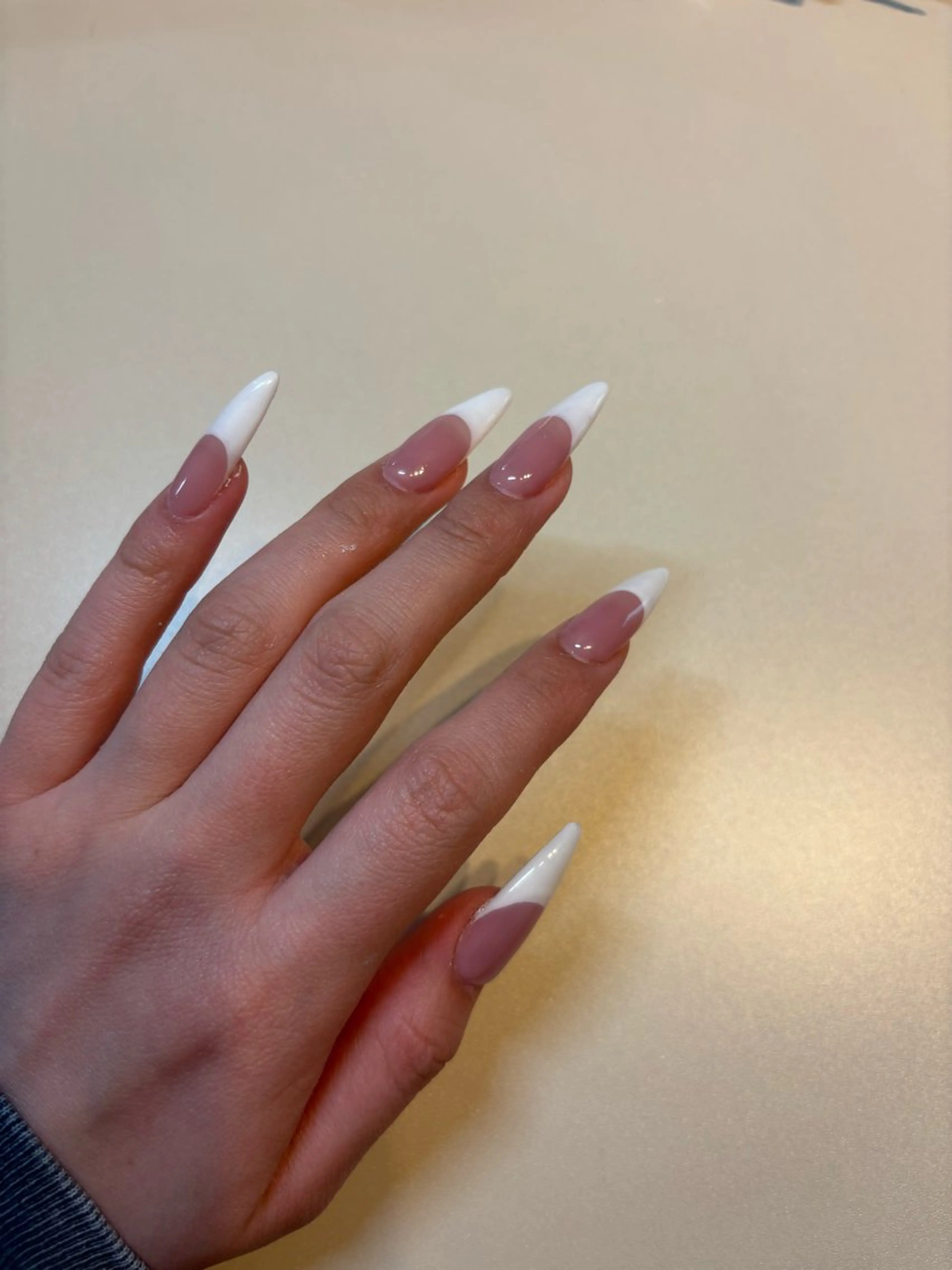 ネイル ハンドネイル フットネイル aimé HIKARUのネイルデザイン