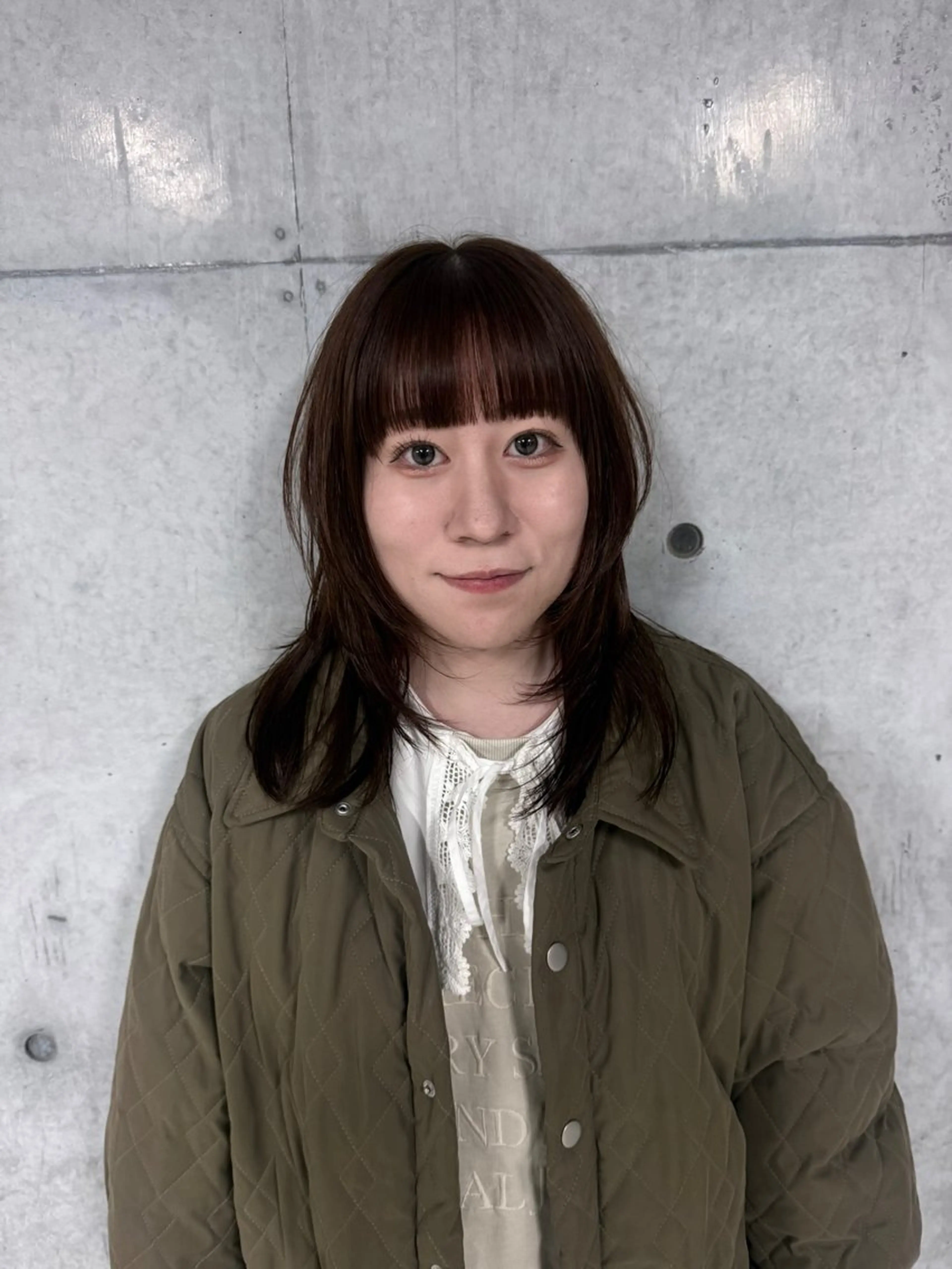 セミロング カラー アッシュ ベージュカラー ブリーチ 透明感カラー グレージュ カット ヘアカラー トリートメント 誰より丁寧なカット/ 小林輝/レイヤーのヘアスタイル