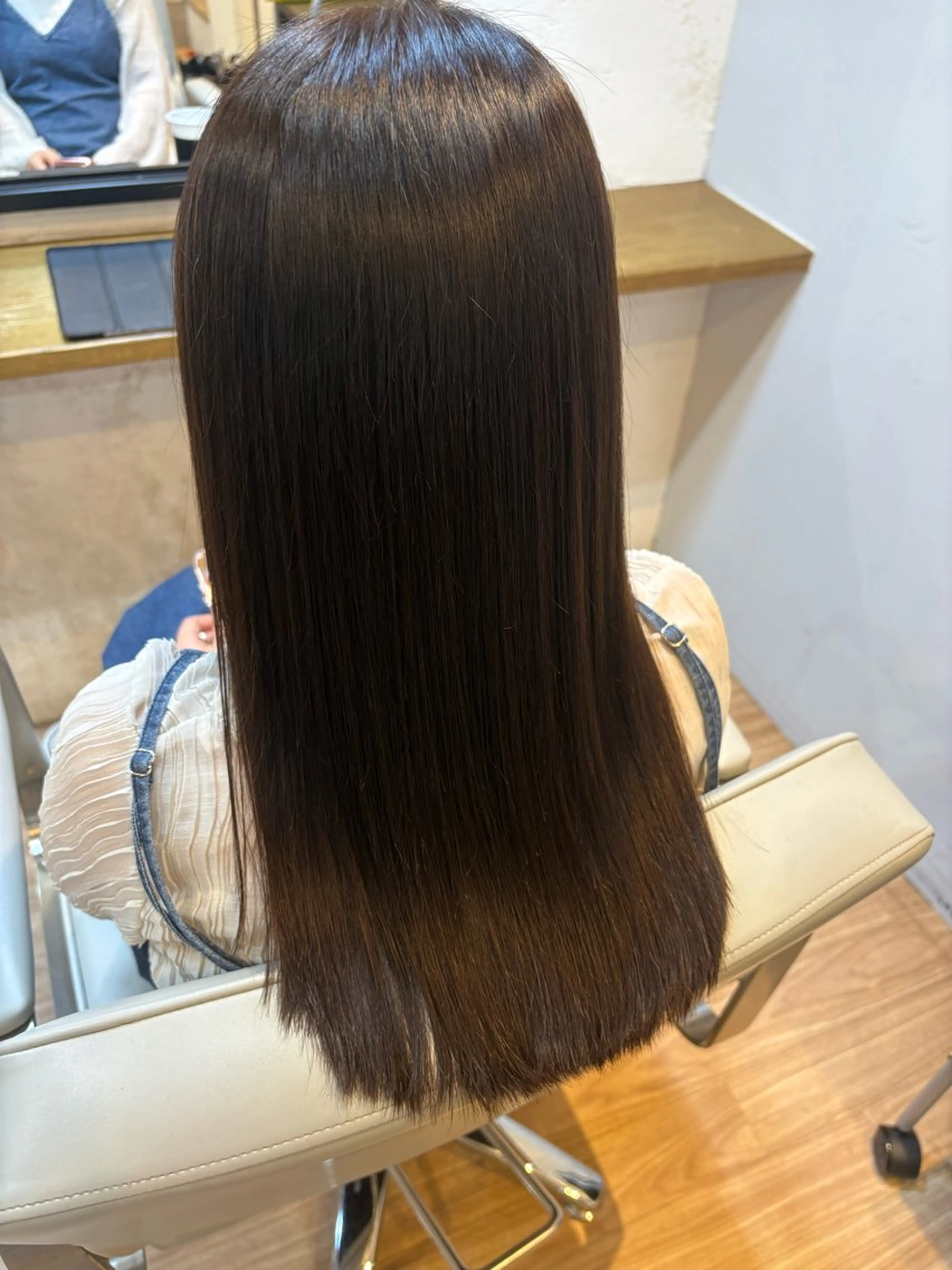 ロング ヘアカラー トリートメント 韓国ヘアー🇰🇷 MIWAのヘアスタイル