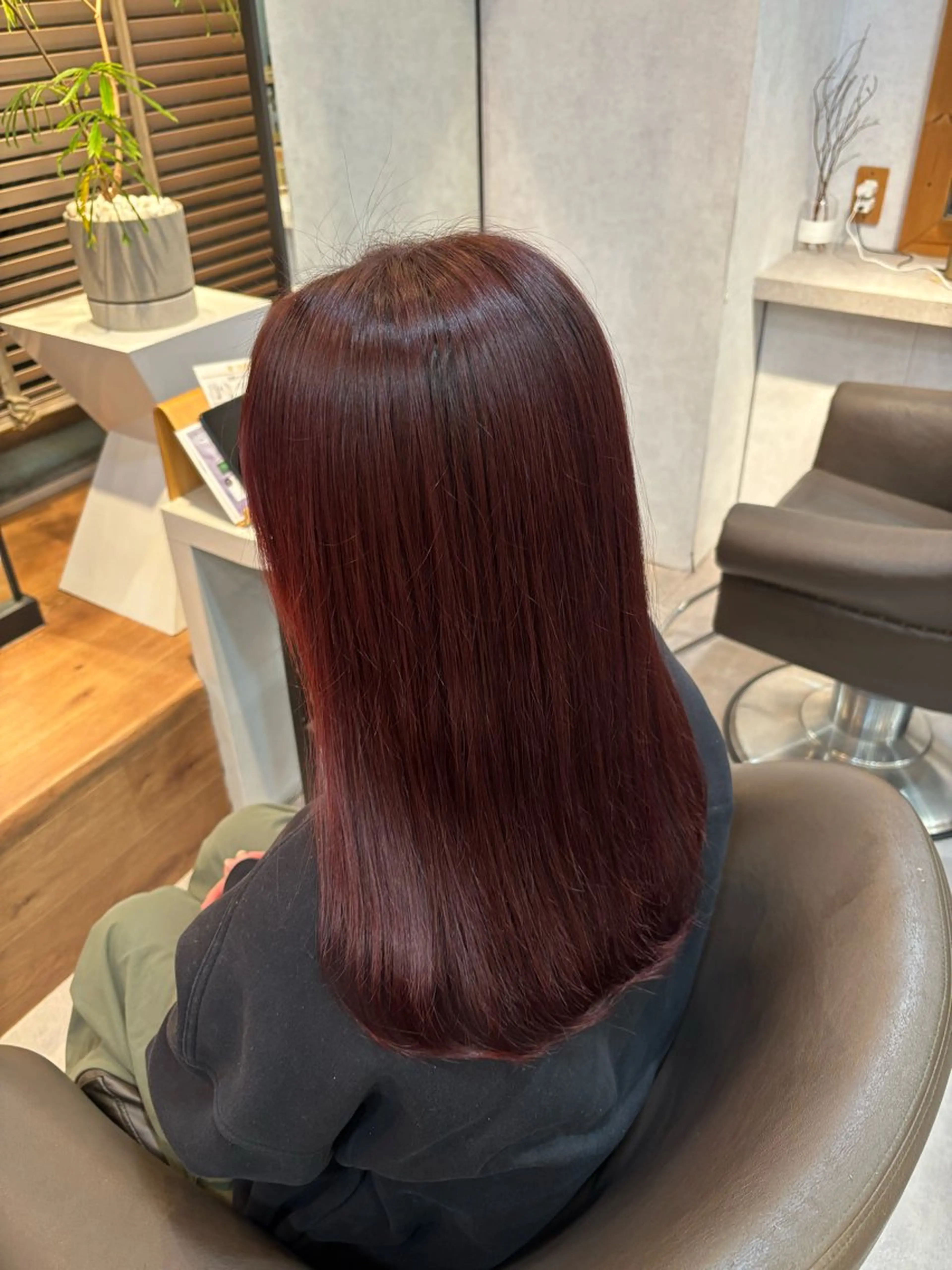 カラー 日髙 愛華のヘアスタイル