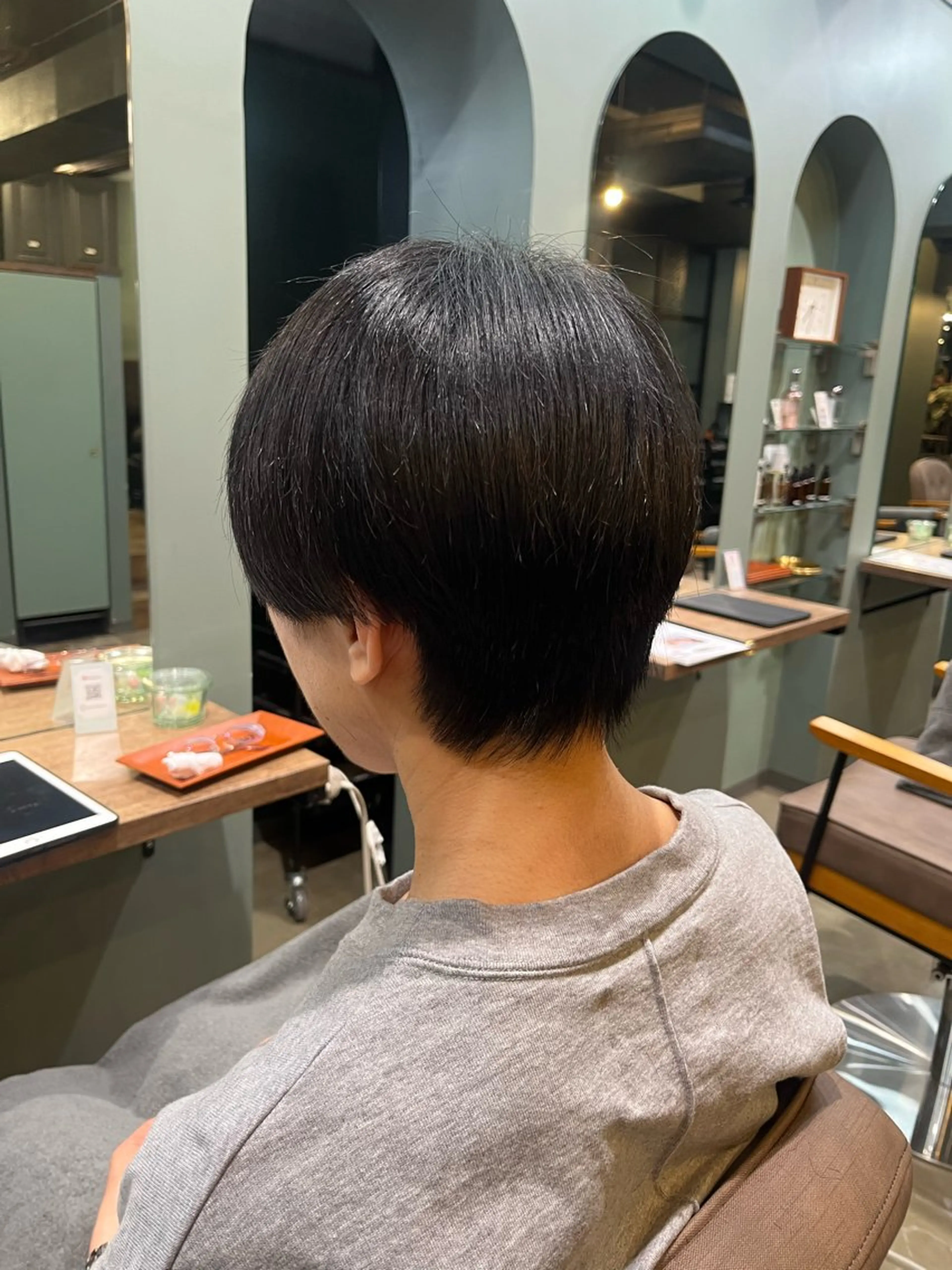 ショート 草野 奈扇のヘアスタイル