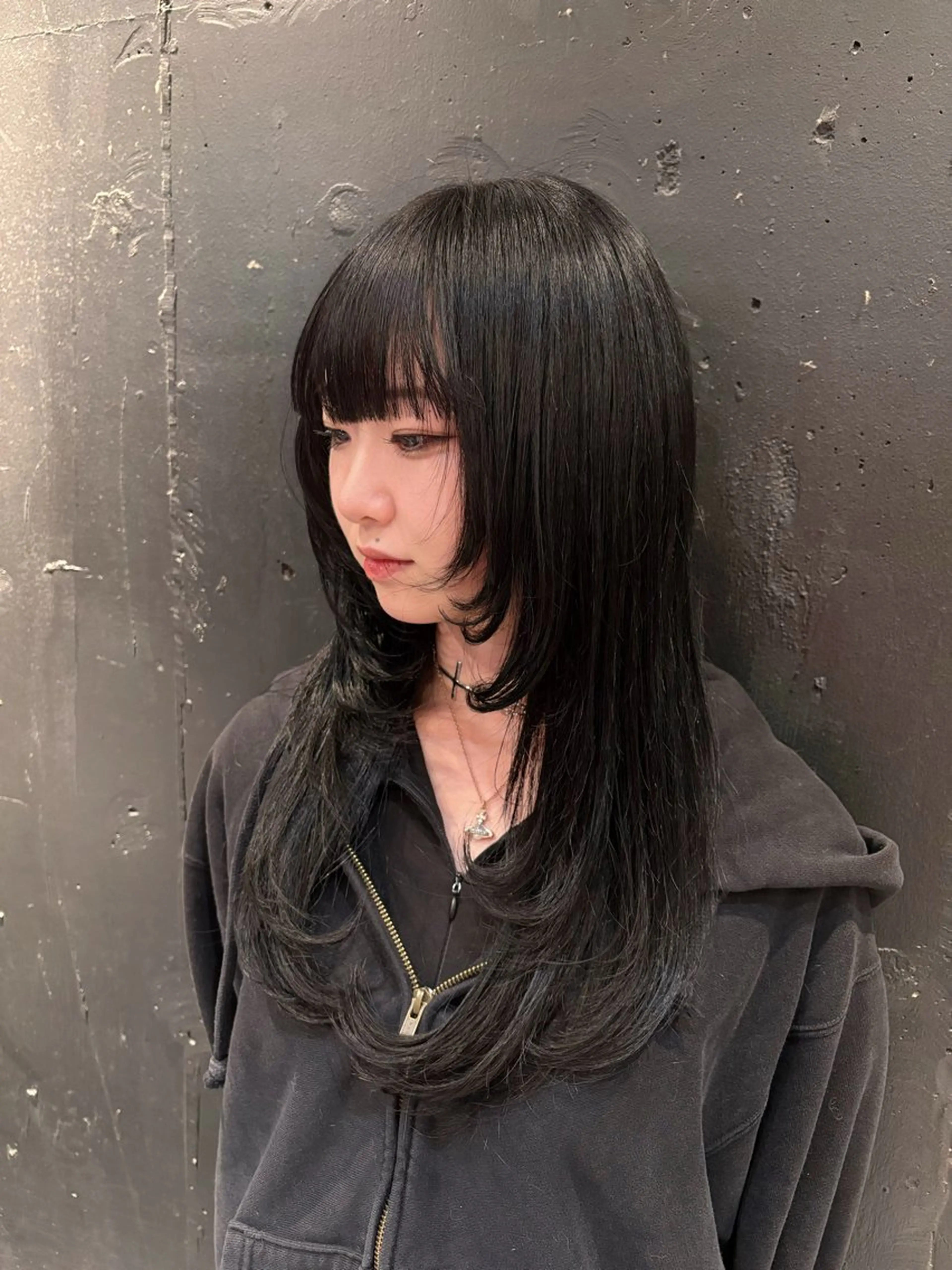 ロング ［縮毛矯正／レディ ースカット］はるのりのヘアスタイル