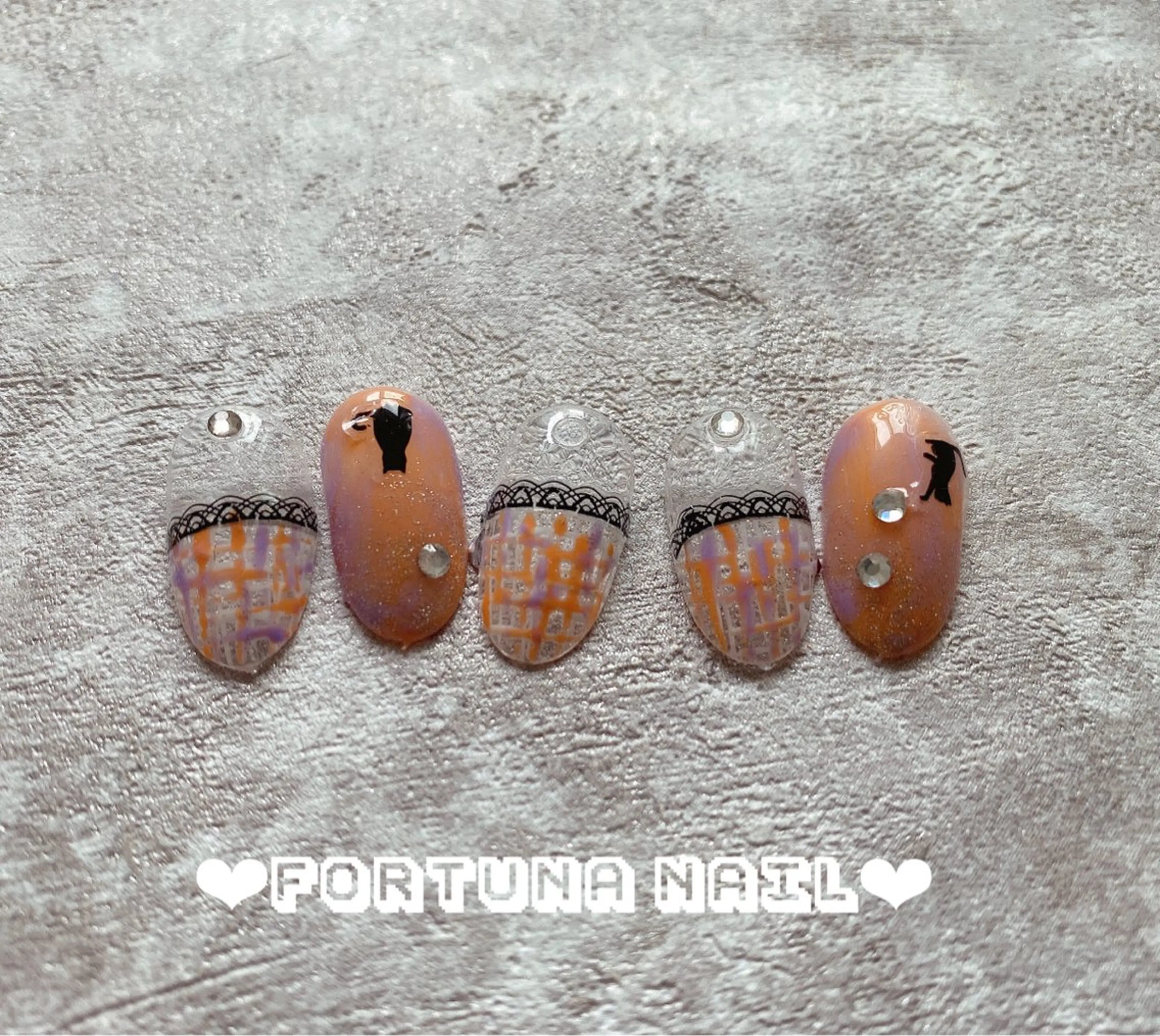 ネイル ハロウィン ハンドネイル ハンドケア Nail •Head スパFortunaのネイルデザイン