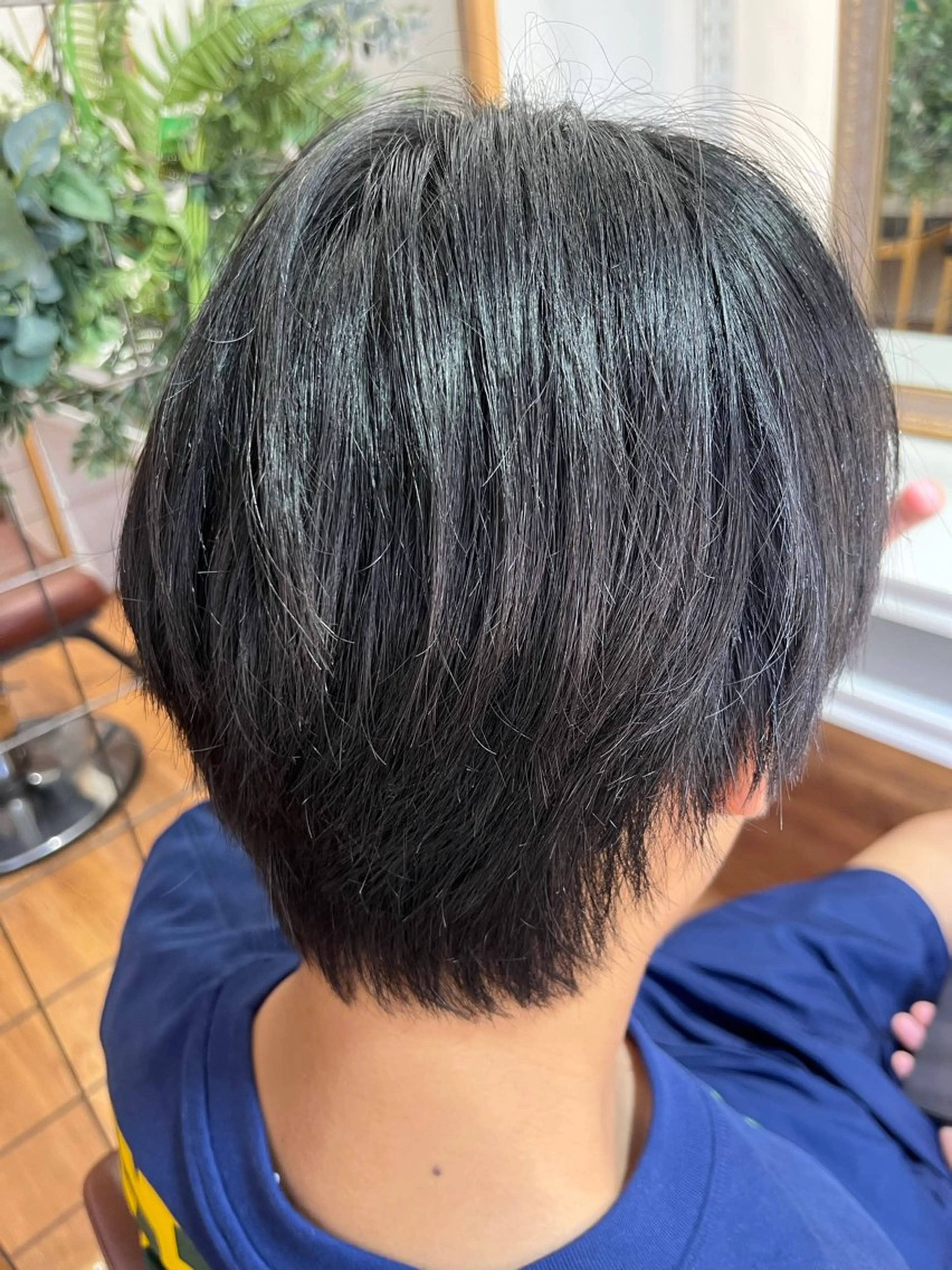 メンズ 腰越 麻奈のヘアスタイル