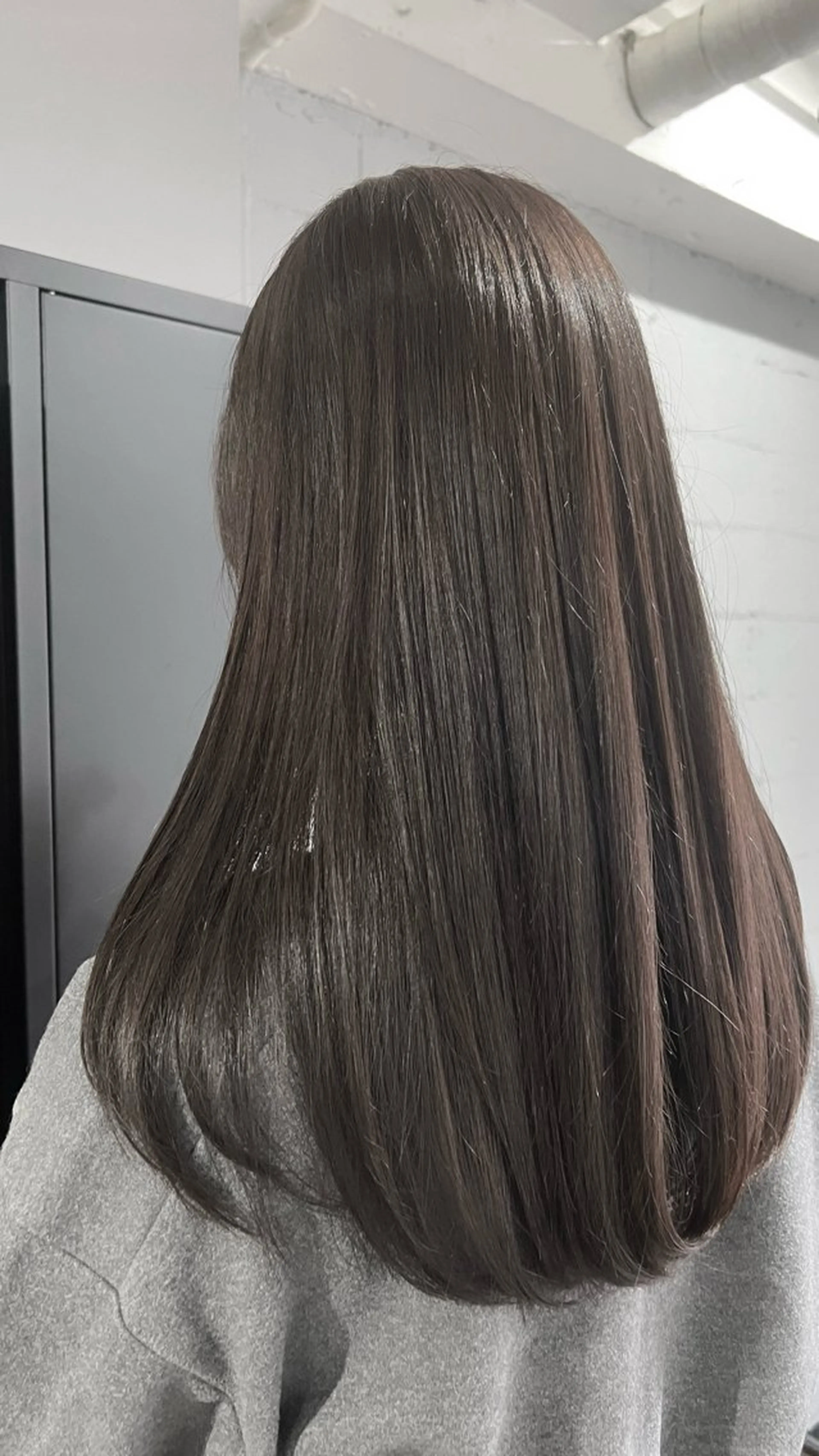 セミロング カラー OON 仙台一番町店所属・OON仙台一番町🐬 イメコン美容師AYAのヘアスタイル