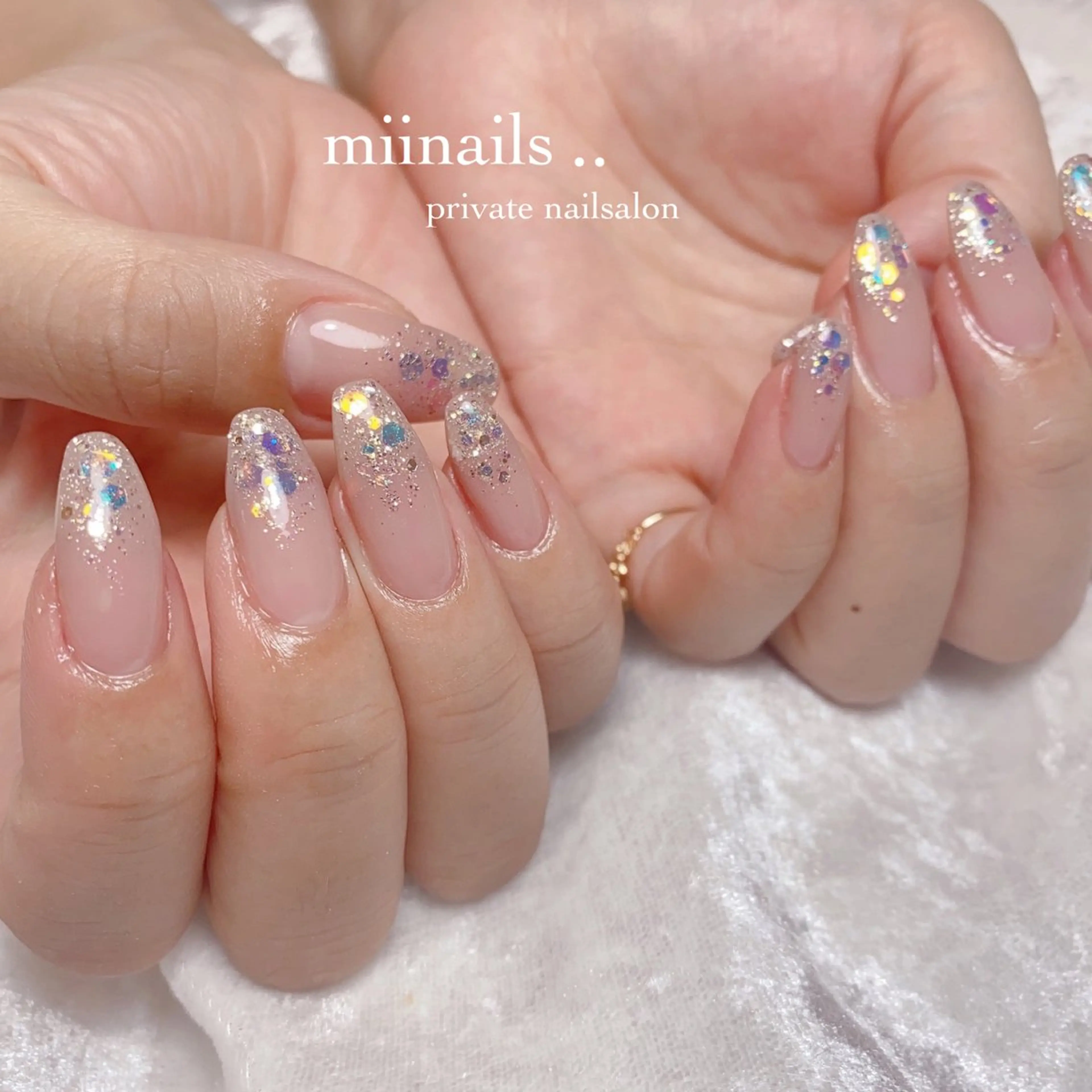 ネイル キラキラネイル 韓国ネイル ワンホンネイル ハンドネイル nailsalon miinailsのネイルデザイン