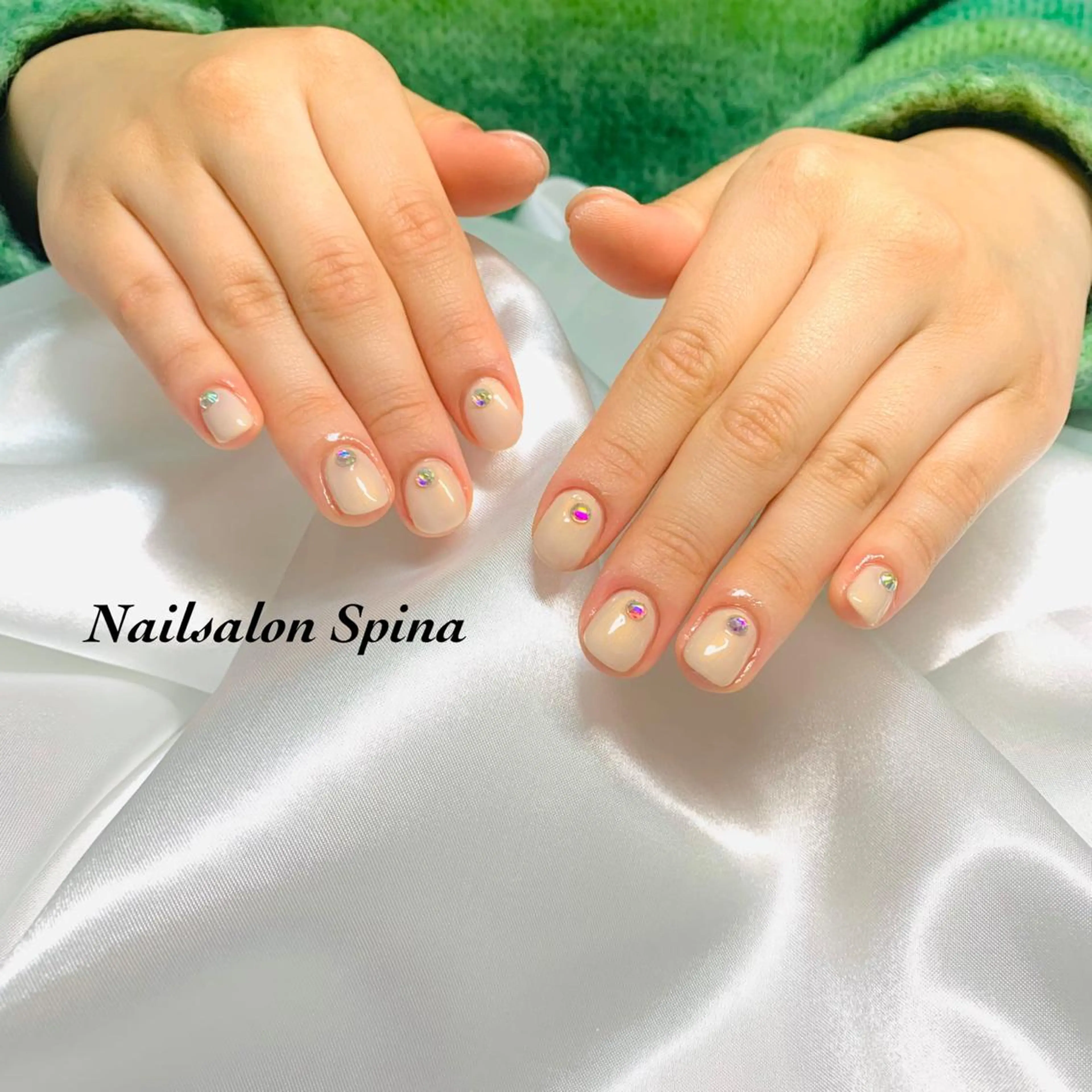 ネイル アートネイル ジェルネイル ラメ(グリッター) ワンカラーネイル シンプルネイル Nail&Eye Spina 琴美のマツエク・マツパデザイン