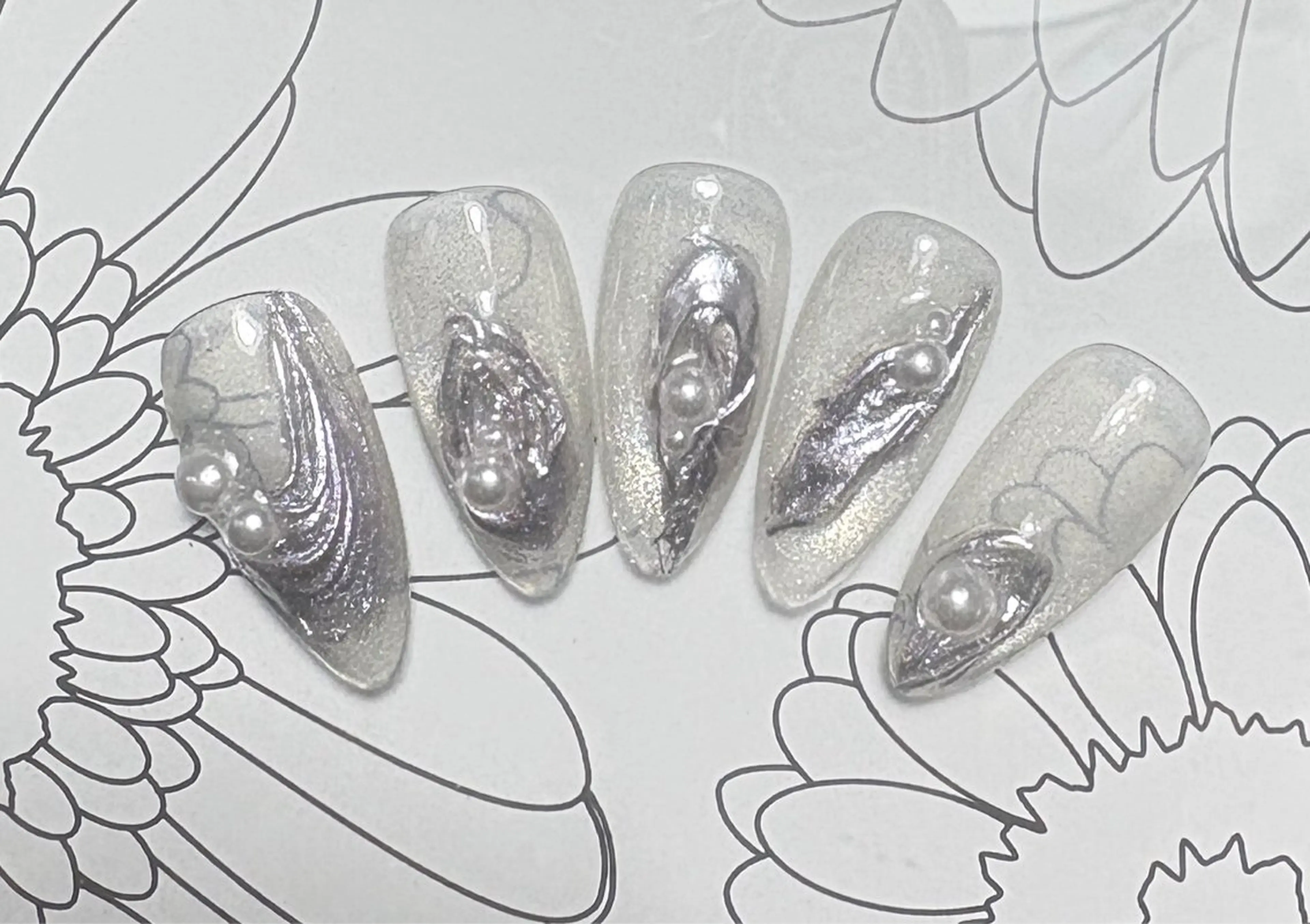 ネイル ハンドネイル AngelChris ビューティーサロンのネイルデザイン