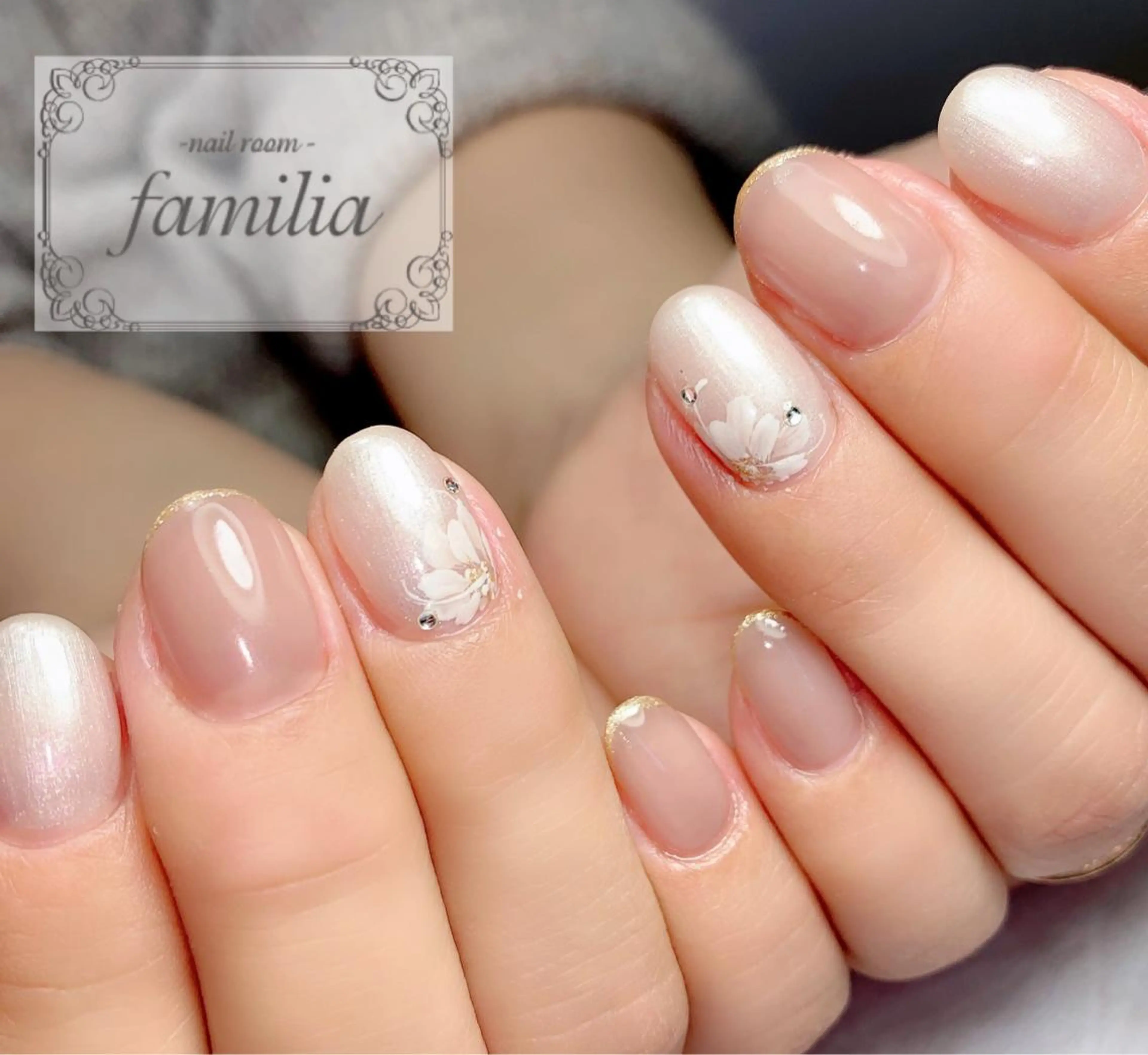 ネイル アートネイル ラメ(グリッター) ハンドネイル -nailroom- familiaのネイルデザイン