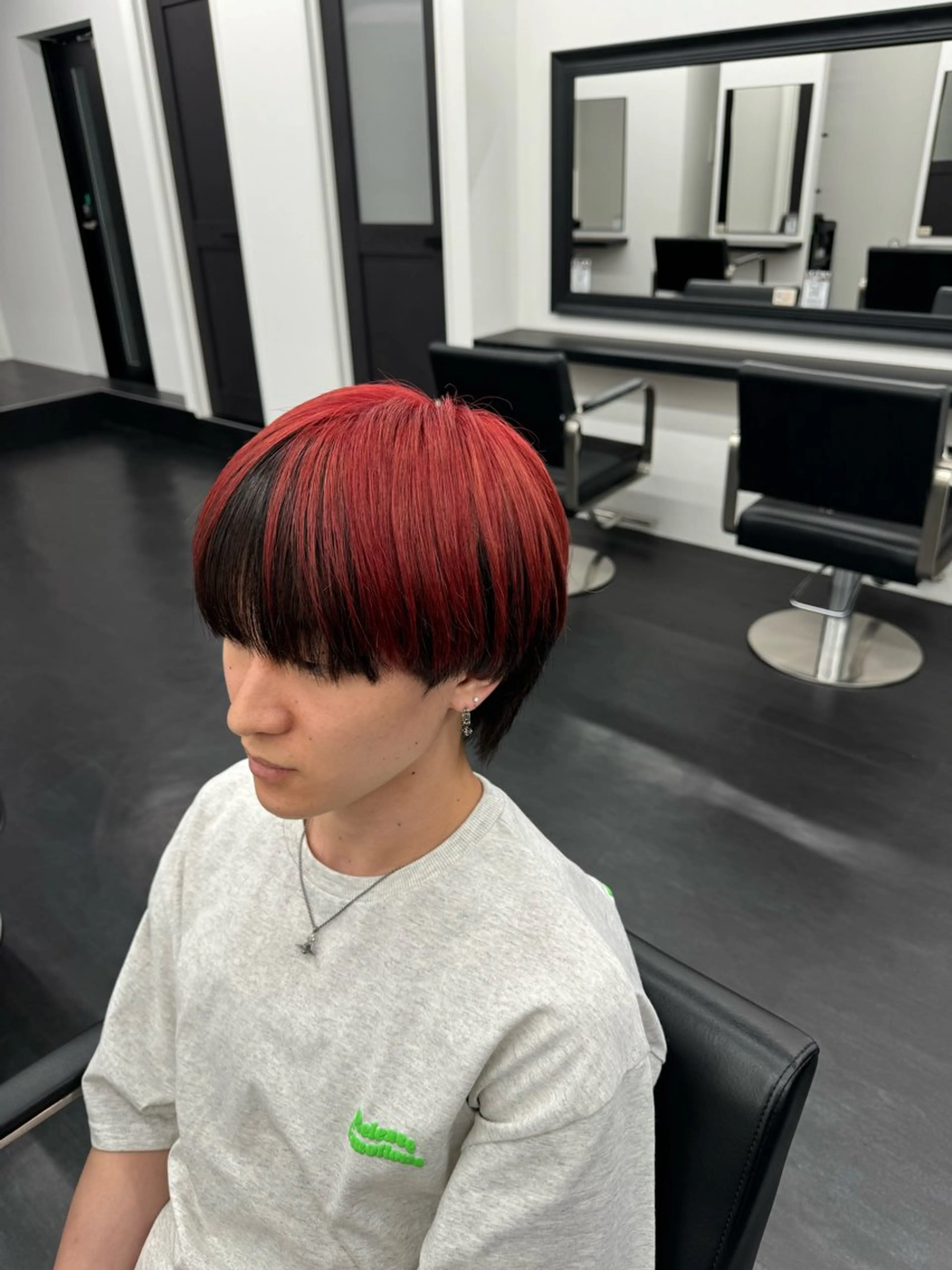 カラー メンズ 田上 舶斗のヘアスタイル