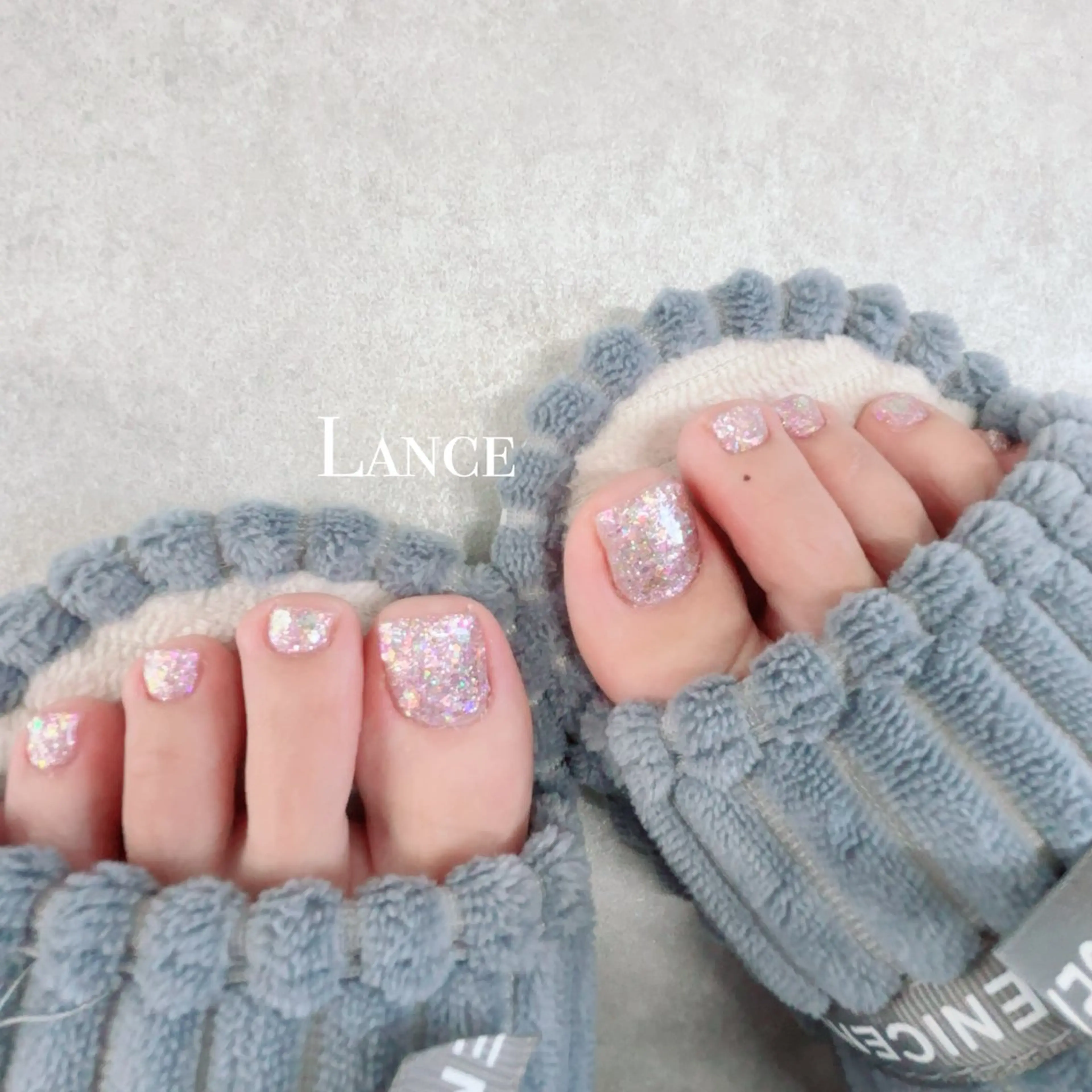 ネイル オーロラネイル フットネイル 氷ネイル・うるうるネイル キラキラネイル 韓国ネイル フットネイル Lance nailのネイルデザイン