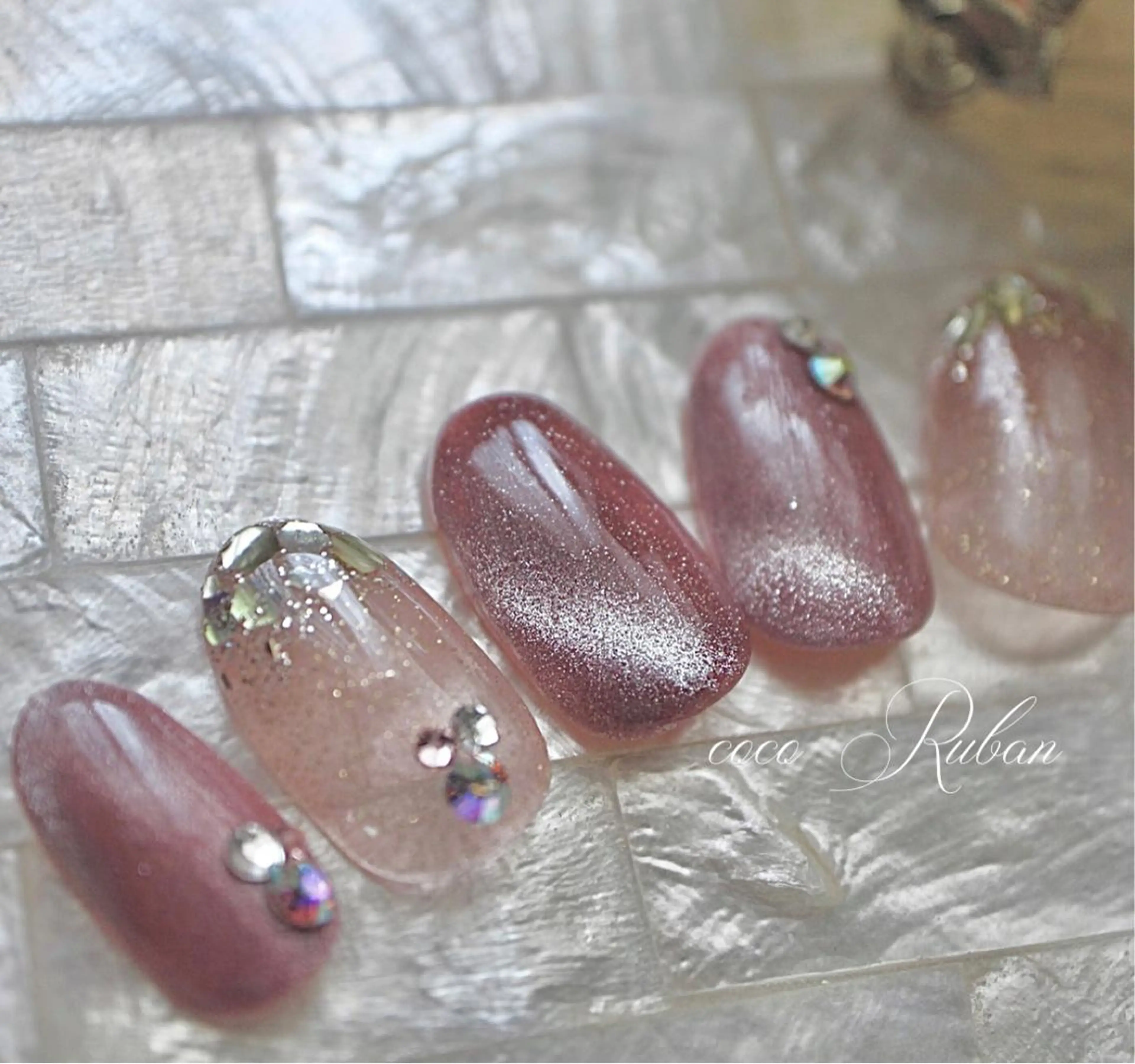 ネイル アートネイル マグネットネイル 自爪育成ネイルサロン ココリュバンのネイルデザイン