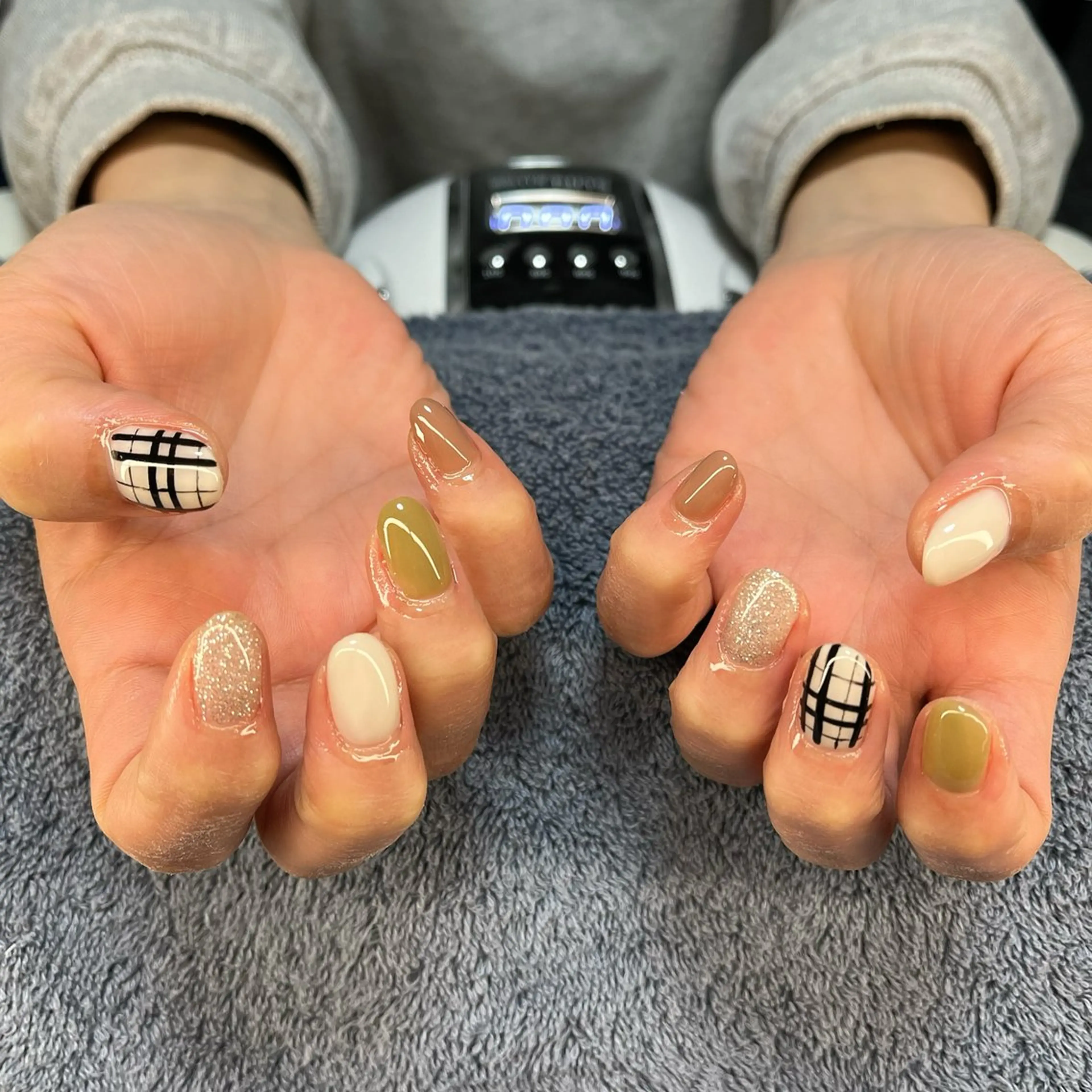ネイル ハンドネイル フットネイル MHR nailのネイルデザイン