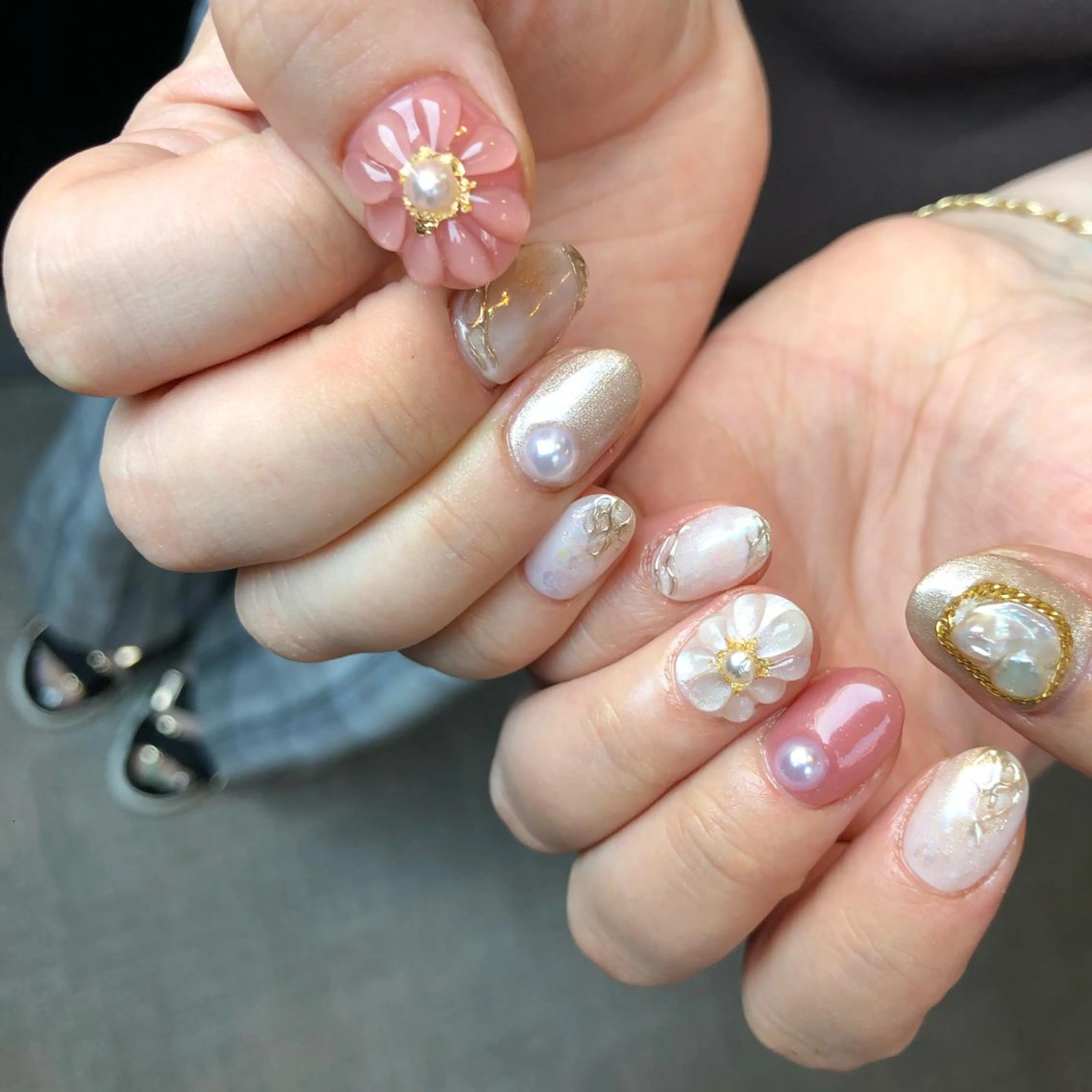 ロング カラー ヘアアレンジ キッズ ネイル マツエク・マツパ 福田 加奈のネイルデザイン