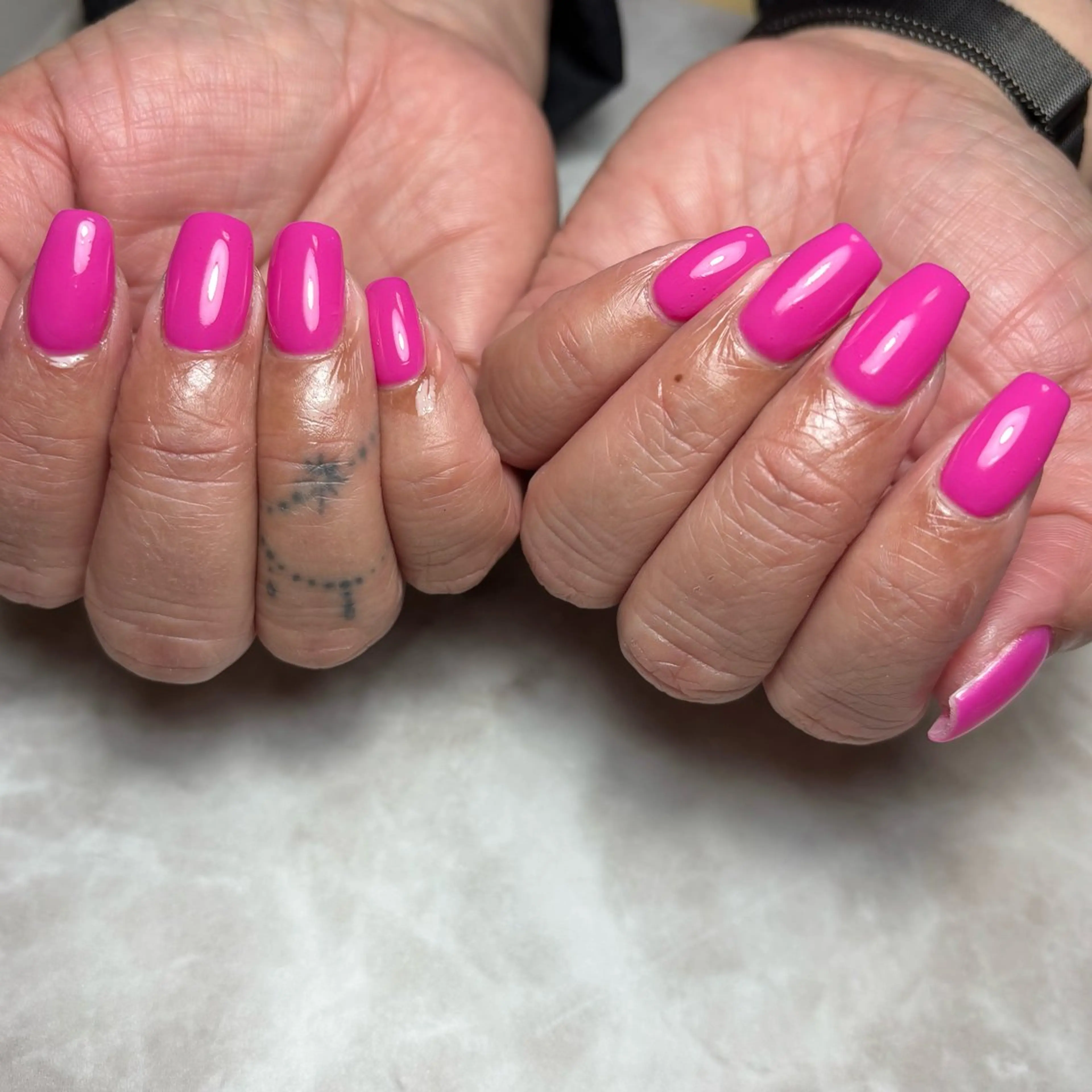 ネイル ワンカラーネイル ハンドネイル NAILSALON en+沖縄市美原のネイルデザイン