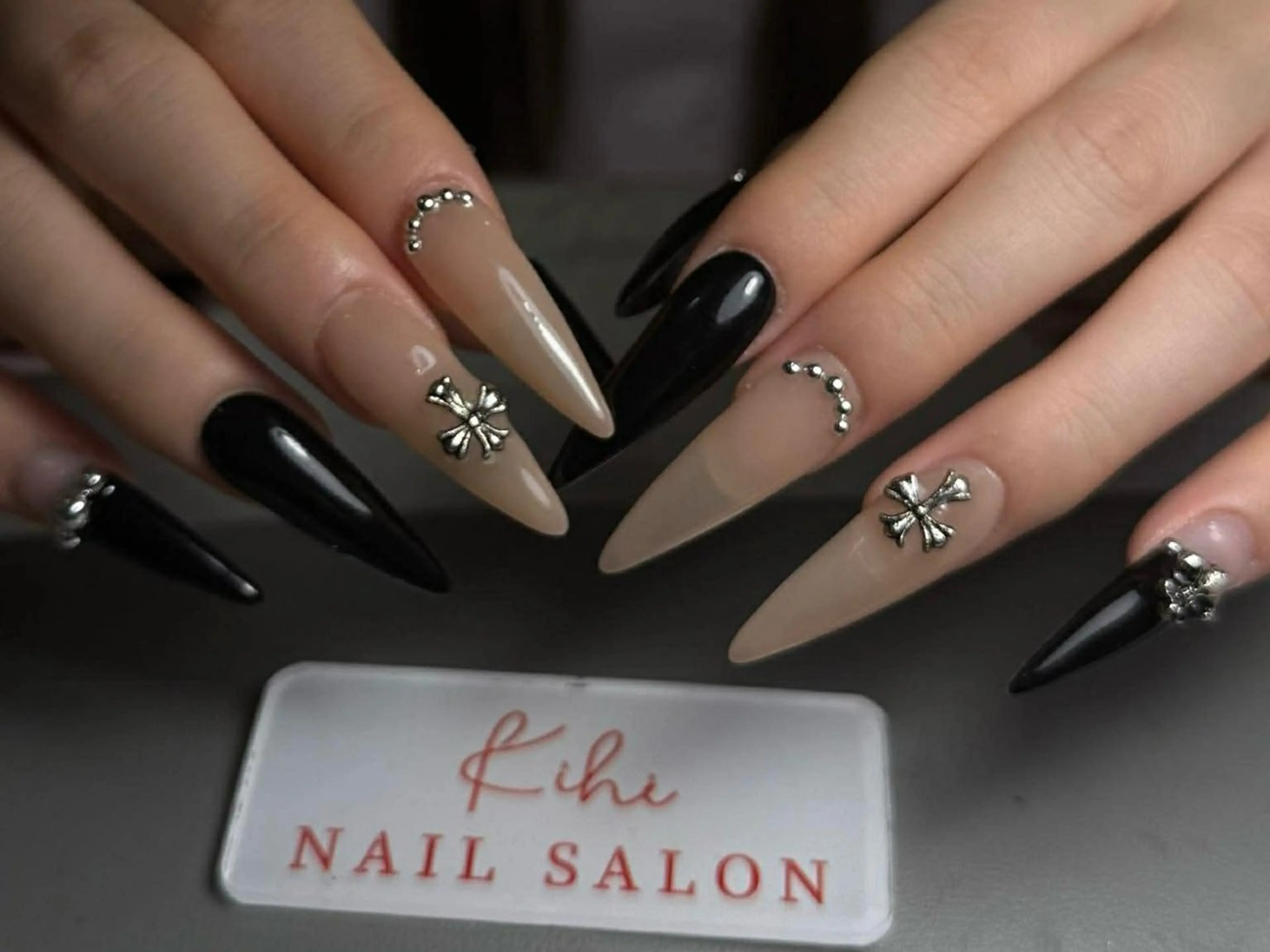 ネイル アートネイル フレンチネイル ジェルネイル グラデーション 韓国ネイル ハンドネイル ハンドケア さくら💮💮 【オフ無料】のネイルデザイン