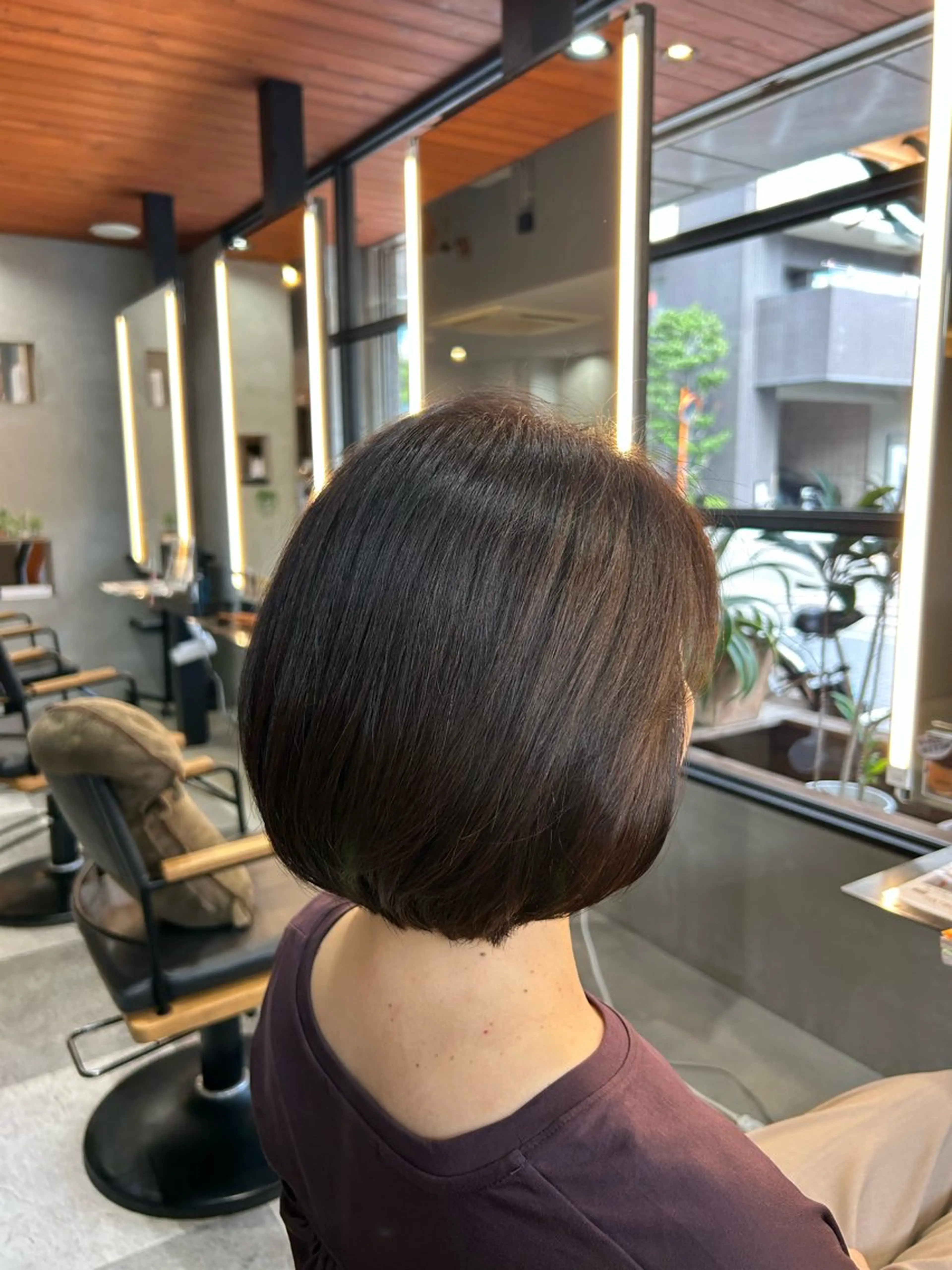 ミディアム カラー カット ヘアカラー トリートメント 艶カラー／ベージュ/ ショート/安岡哲兵のヘアスタイル