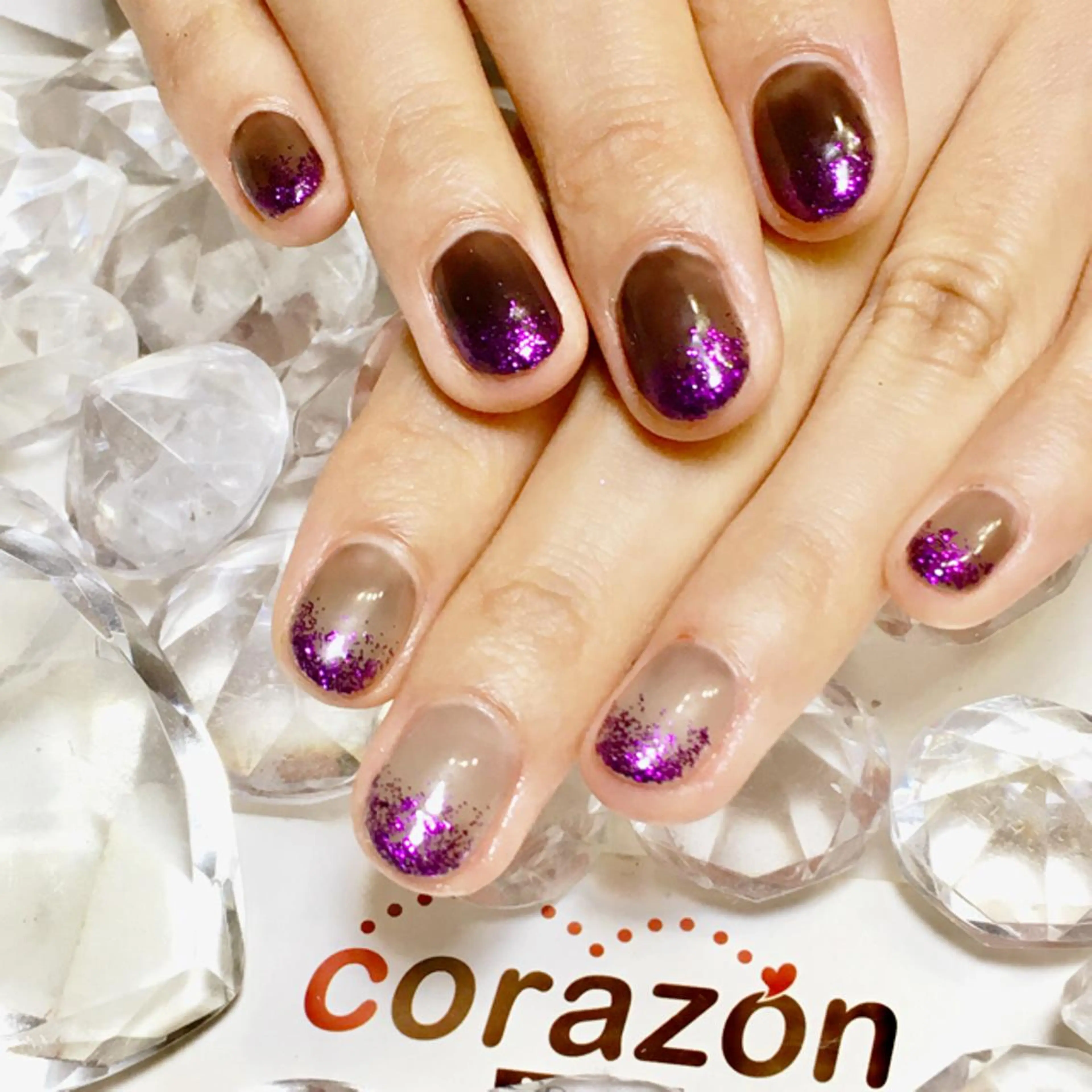 ネイル ジェルネイル グラデーション ラメ(グリッター) ラメグラデーション ワンカラーネイル ネイリスト aicoのネイルデザイン