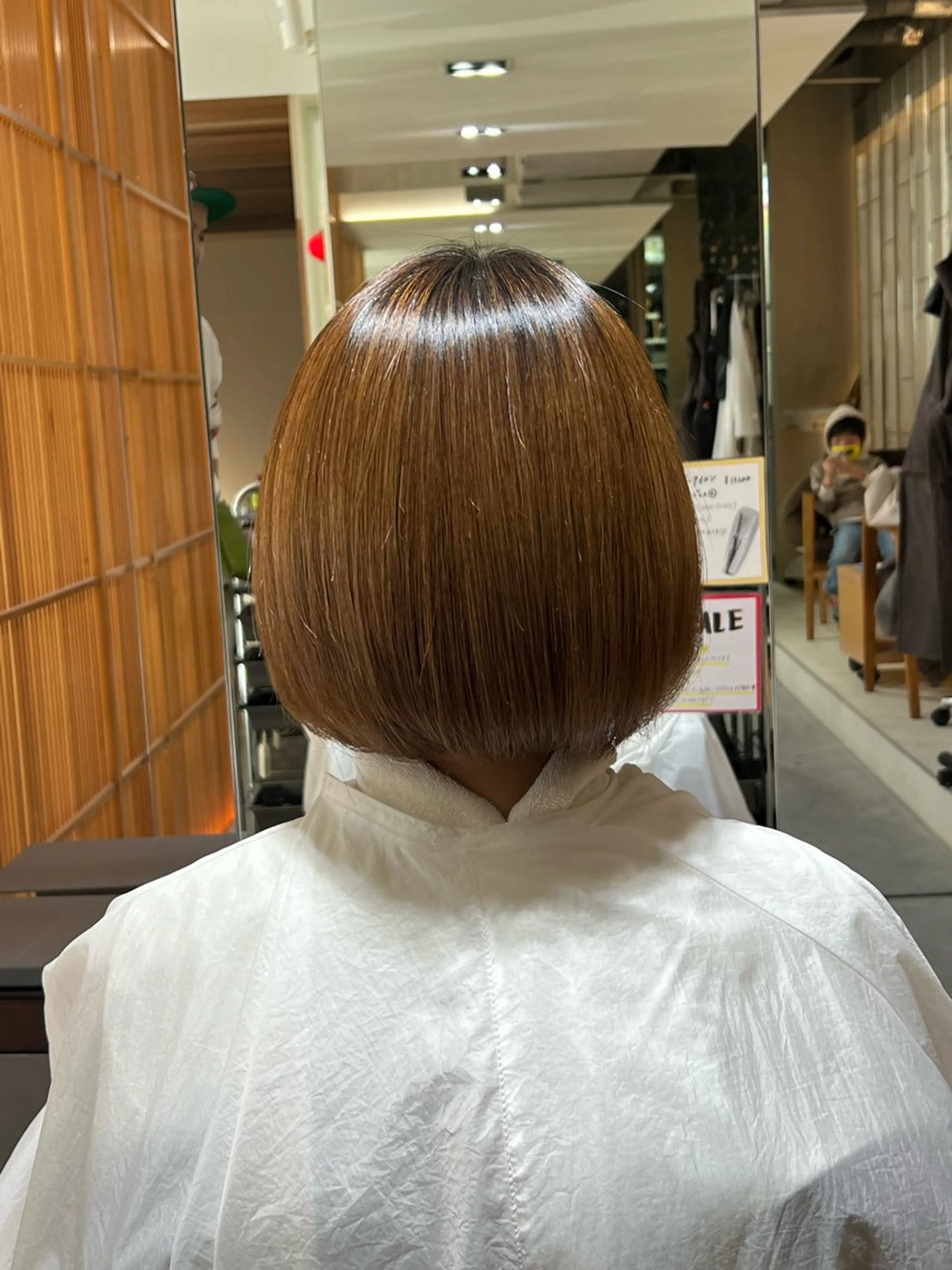 ショート 縮毛矯正 🍒サクラ🍒 /透明感カラー/艶髪のヘアスタイル