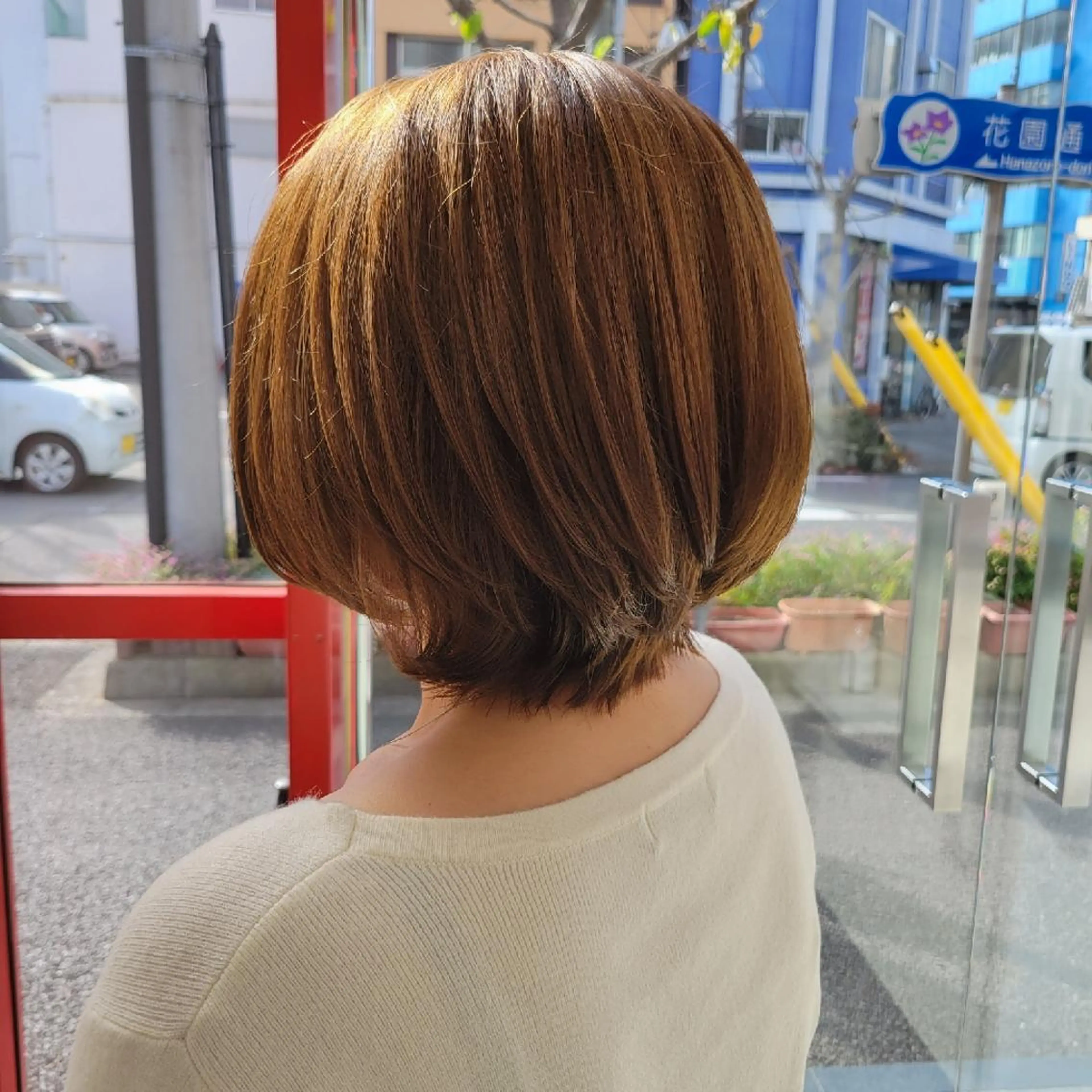 ミディアム カラー カット ヘアカラー トリートメント 遠藤 史秋のヘアスタイル