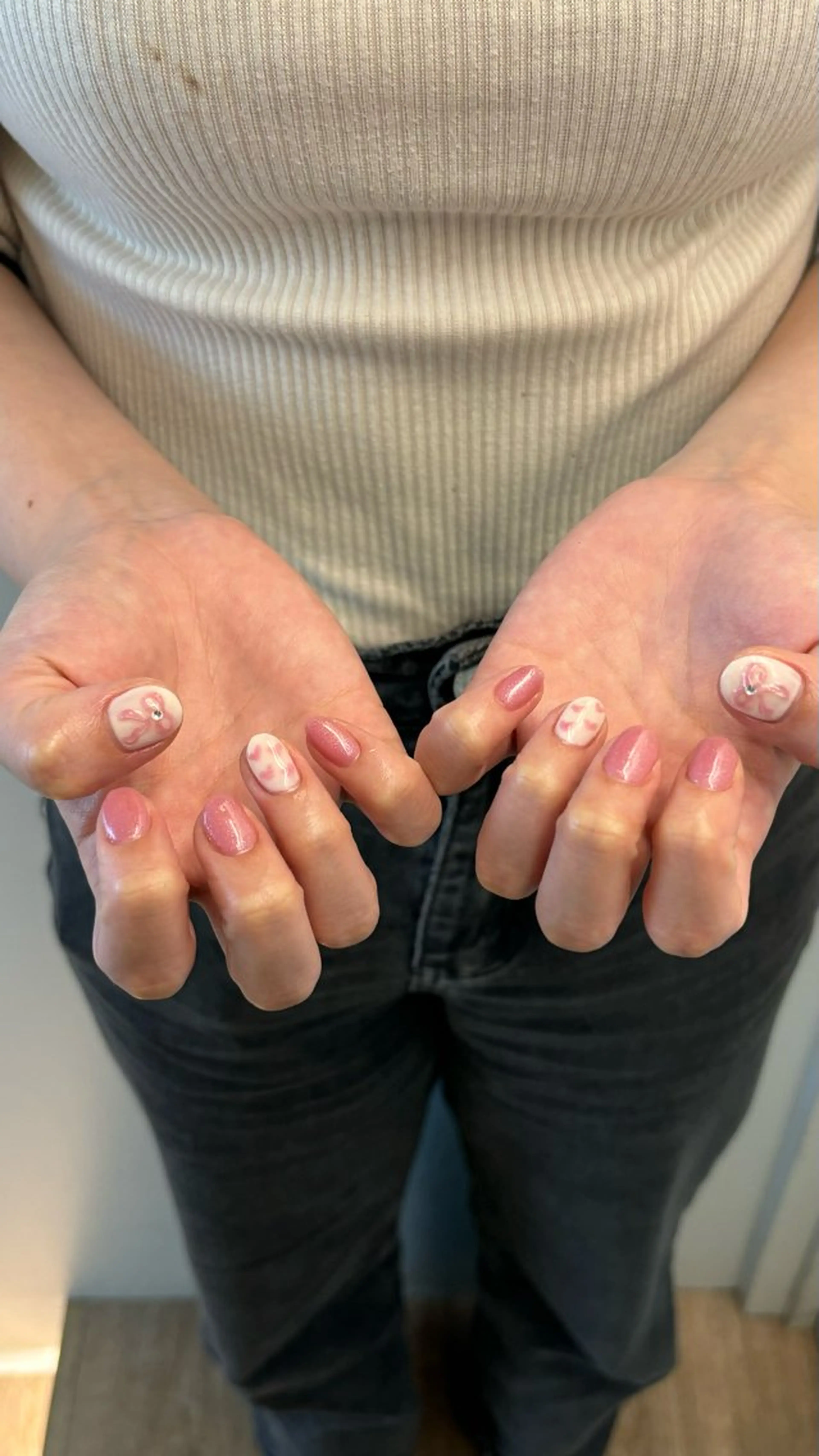 ネイル ガーリーネイル hiroka🩰🎀のネイルデザイン