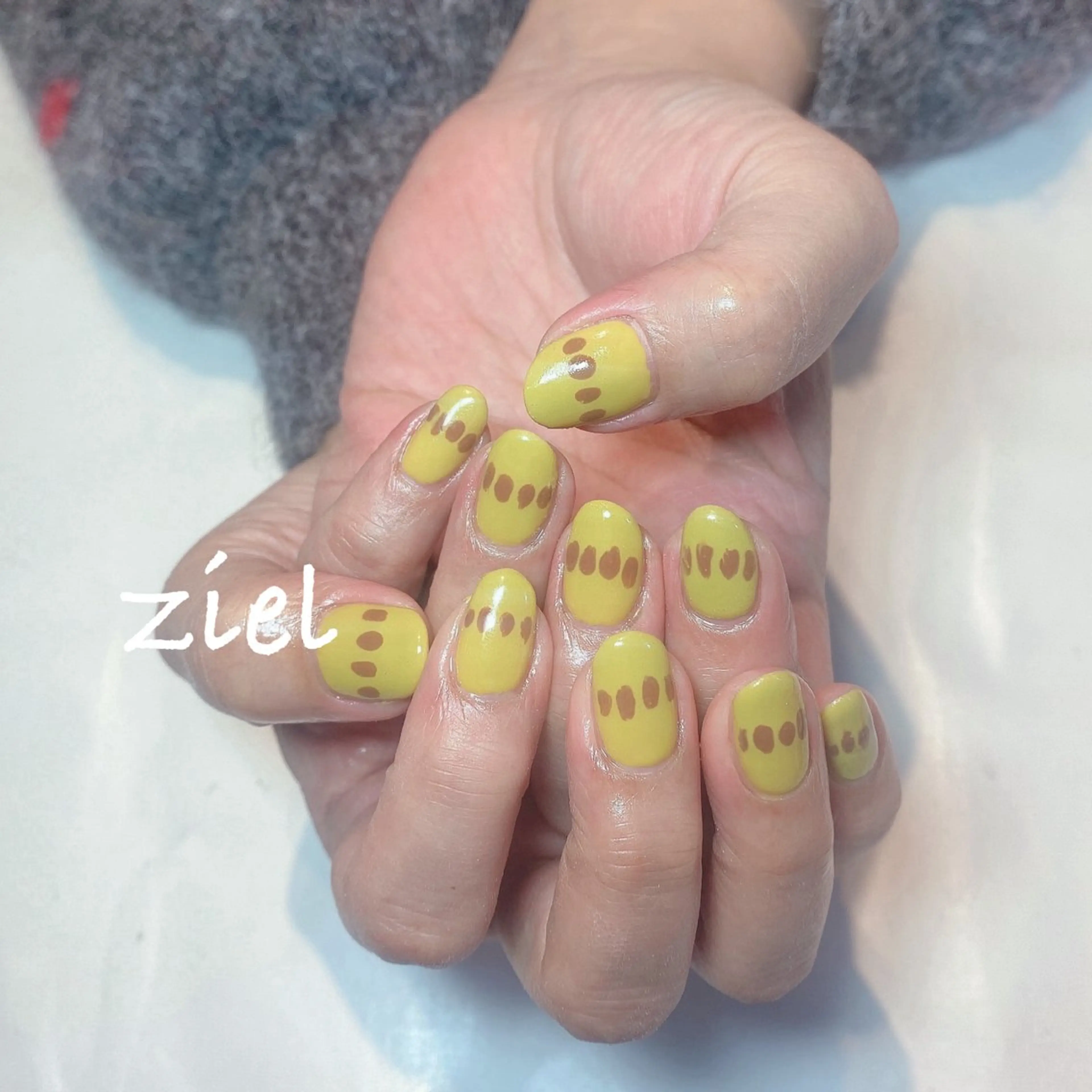 ネイル ziel _nailのネイルデザイン