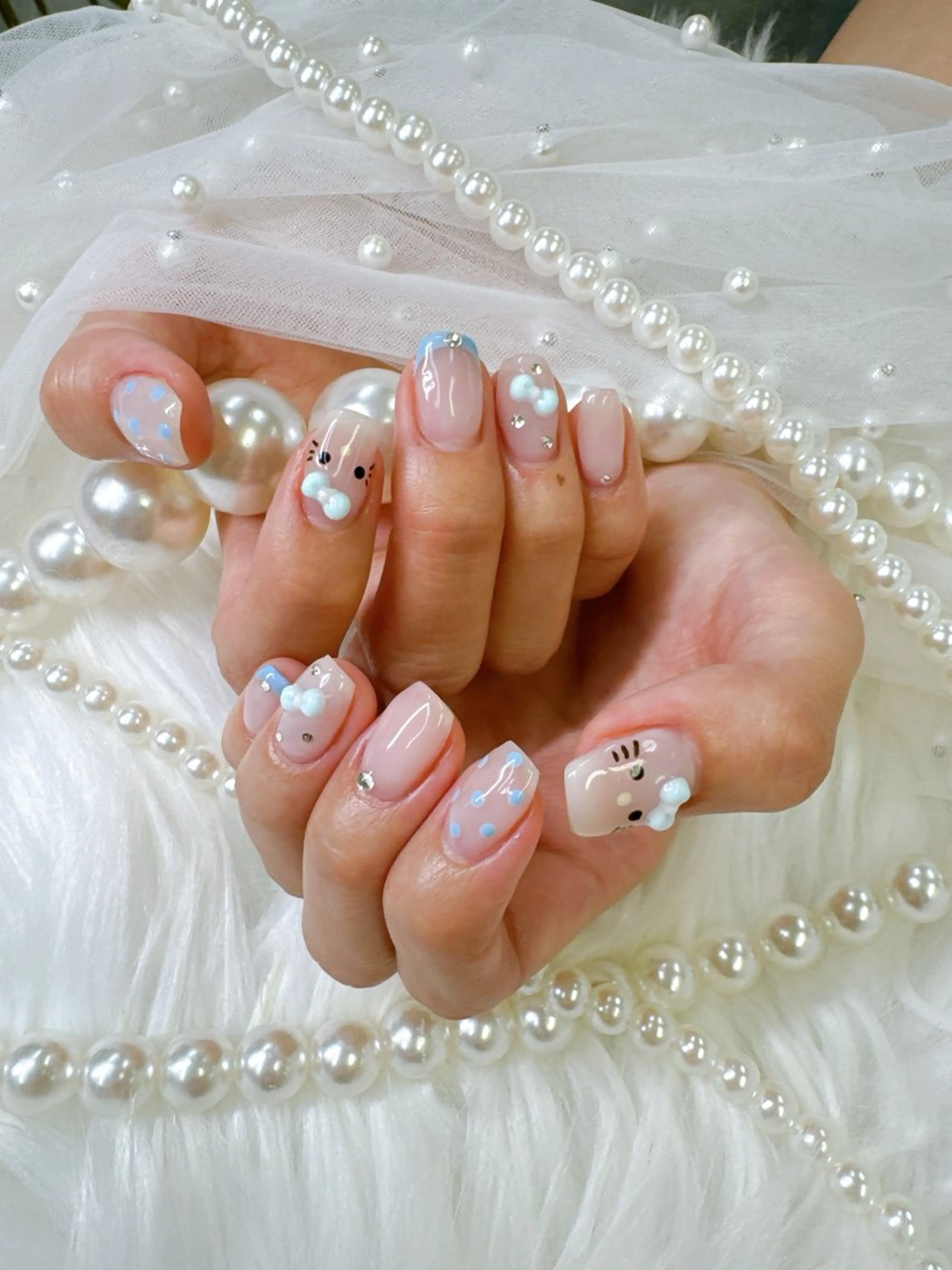 ネイル アートネイル ボルドー ドット フットネイル フレンチネイル ハンドネイル Queeens nailのネイルデザイン