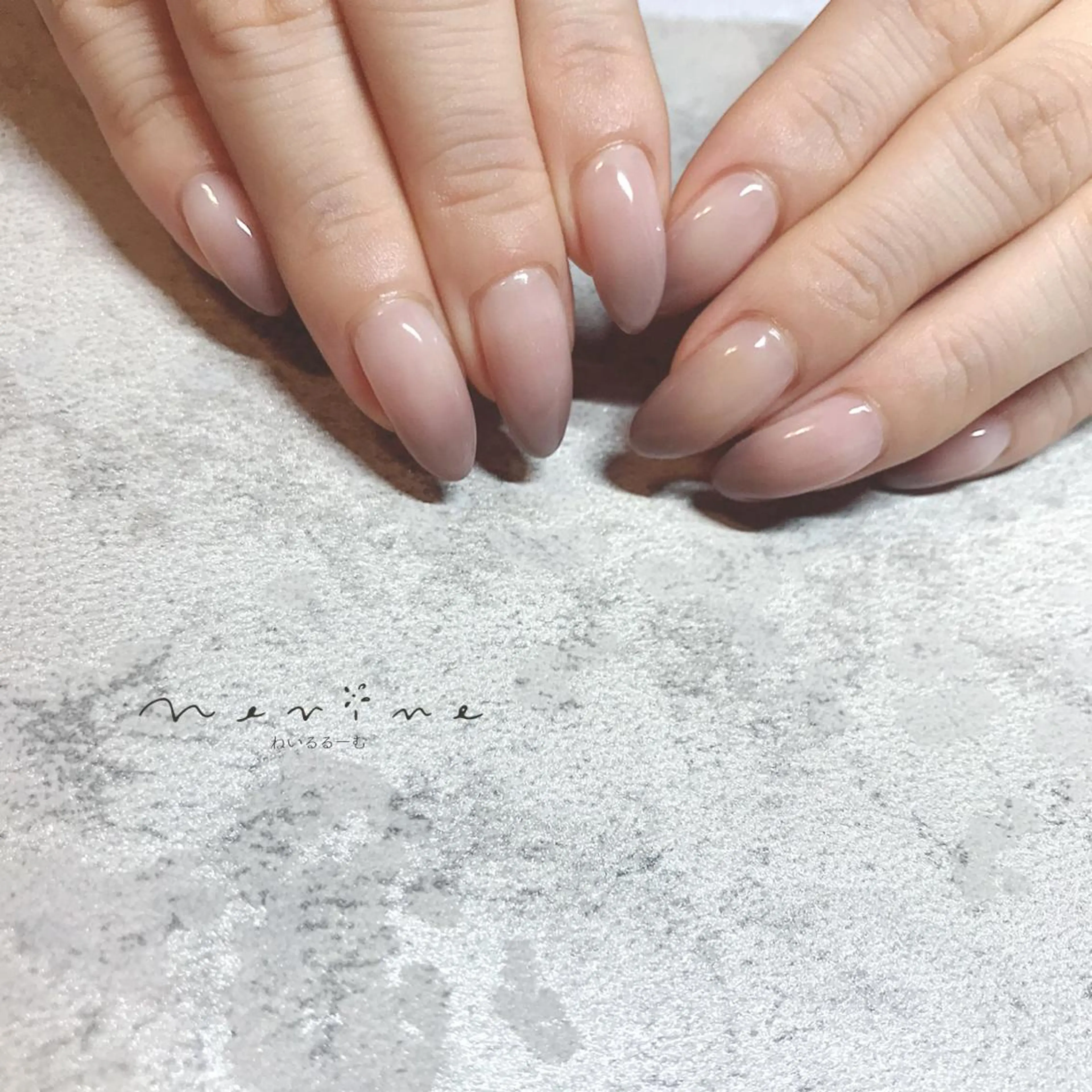 ネイル NAILST Naomiのネイルデザイン