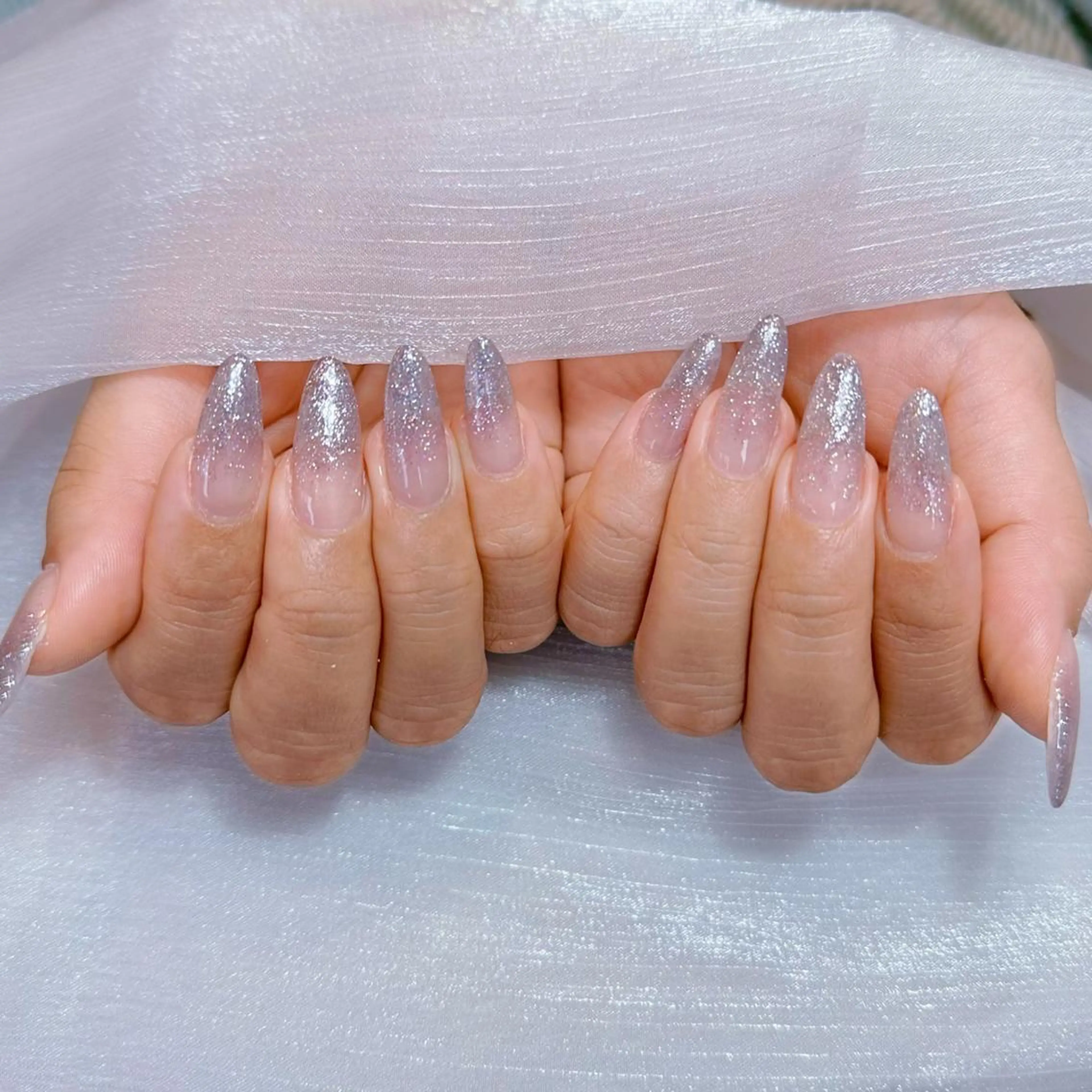 ネイル アートネイル オーロラネイル ガーリー キラキラネイル 韓国ネイル リナ 💅のネイルデザイン