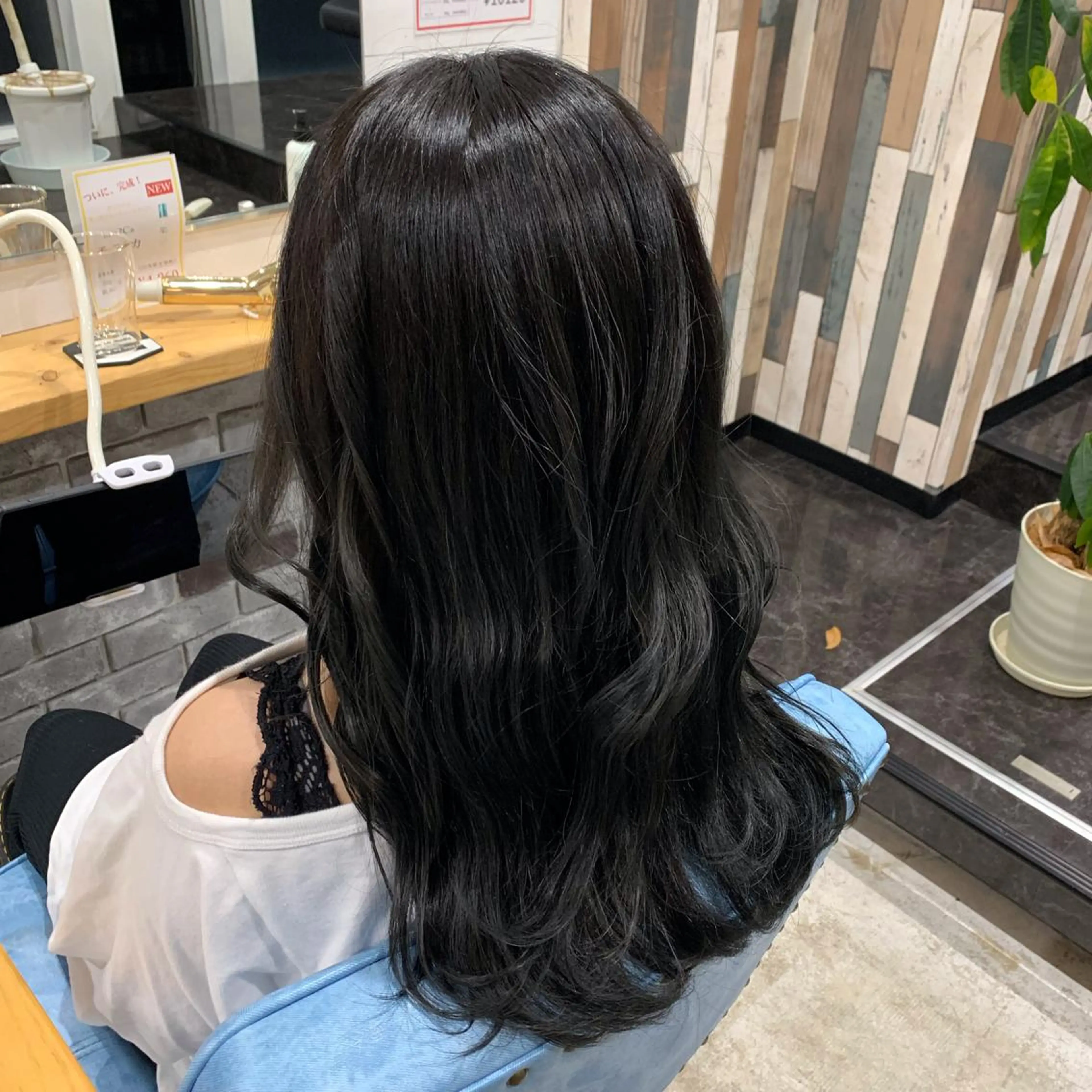 ロング カラー SALOWIN静岡　呉服町通り店所属・杉山 莉香のヘアスタイル