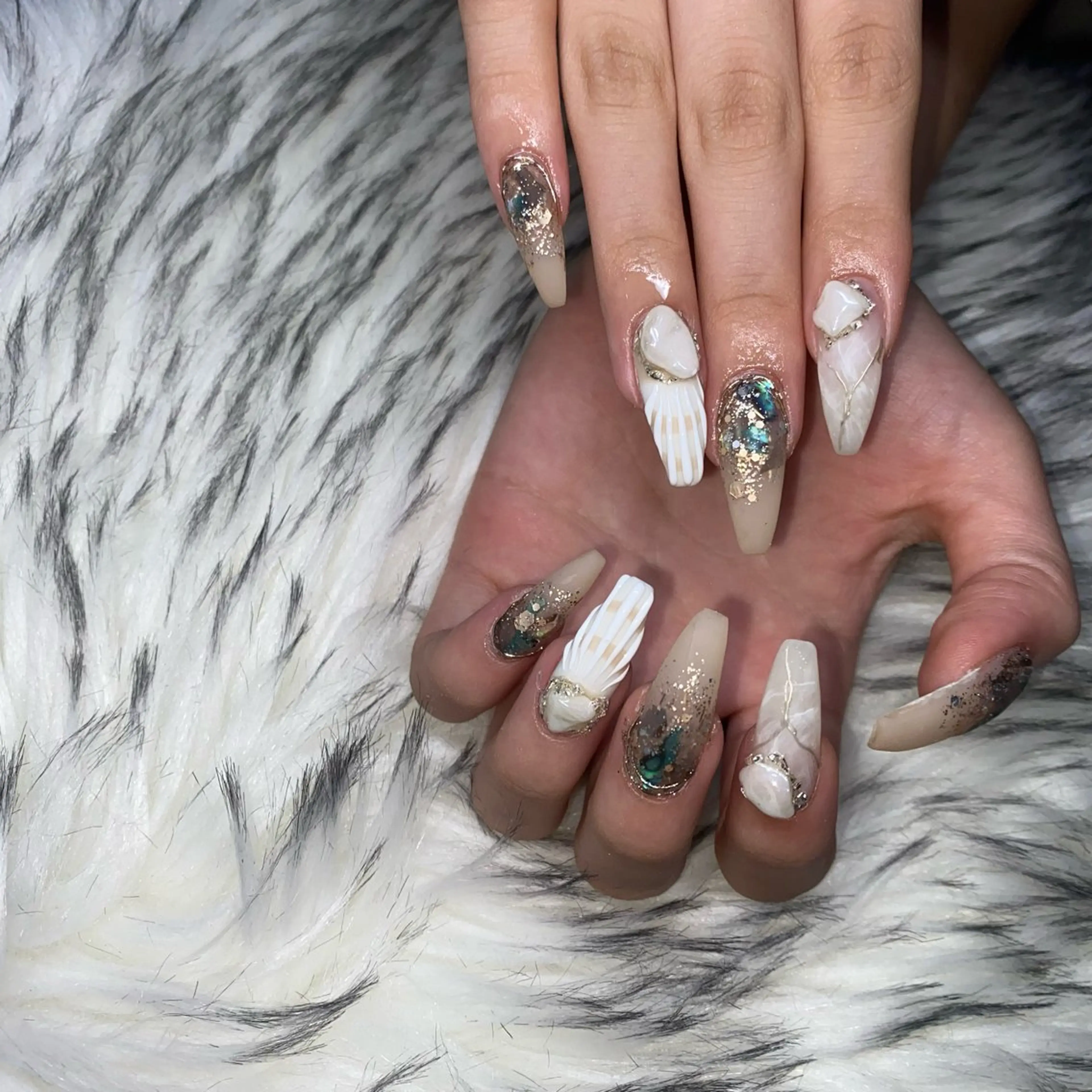 ネイル ハンドネイル la vie Luire ｱｽｶのネイルデザイン