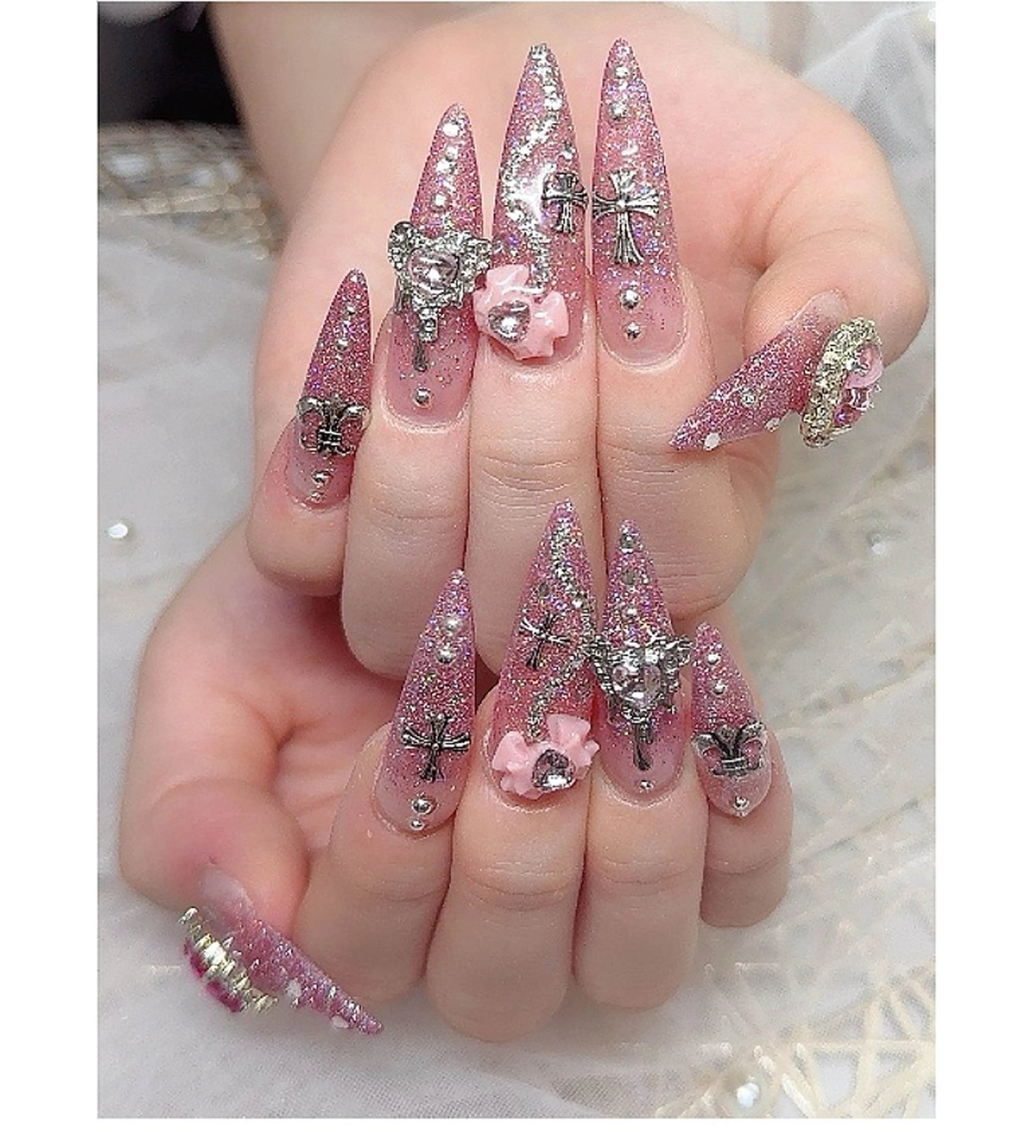 ネイル ラベンダーネイルサロン所属・日暮里🌷3 ゆな（ネイル）のネイルデザイン