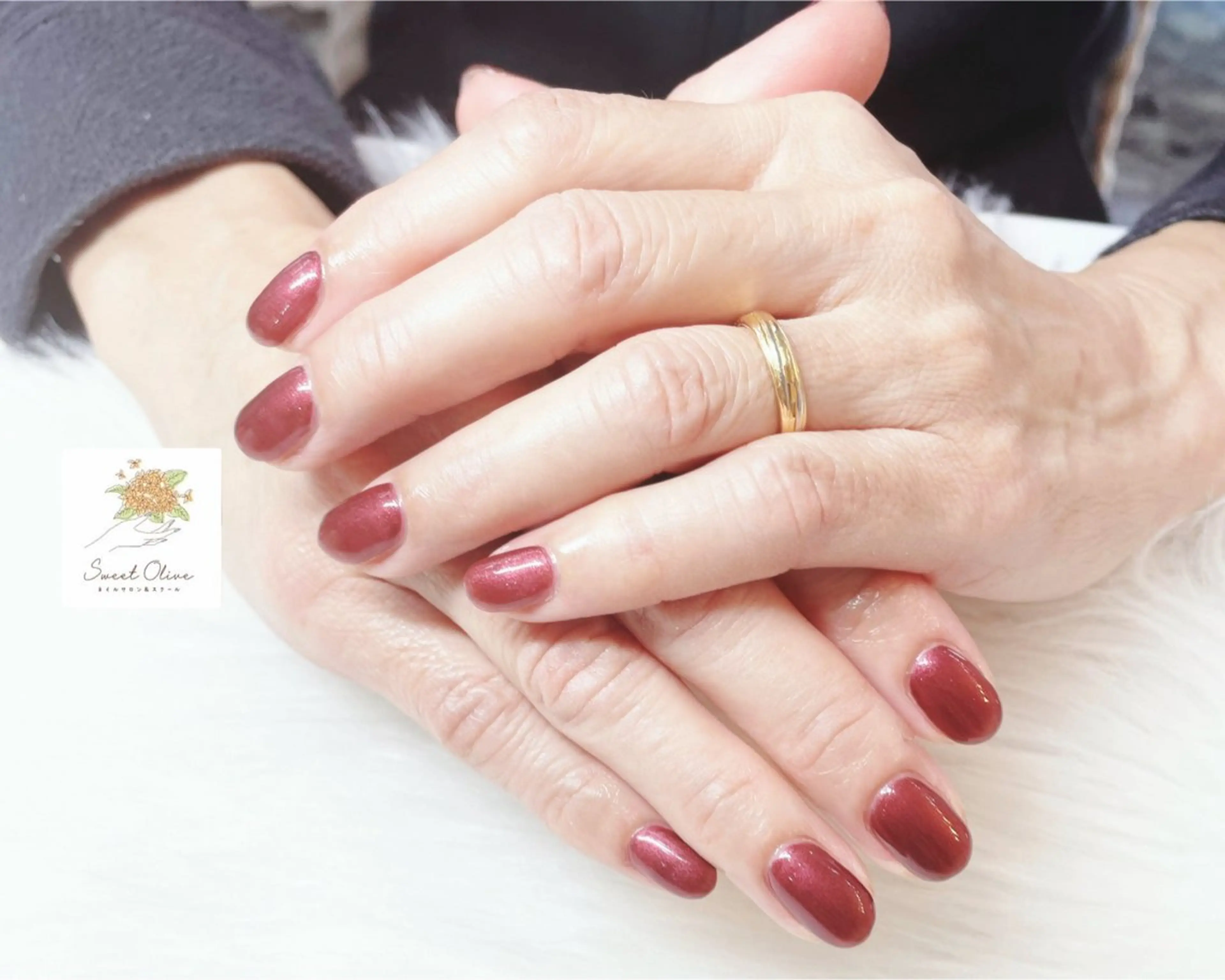 ネイル ワンカラーネイル ハンドネイル SweetOlive Chinatsuのネイルデザイン
