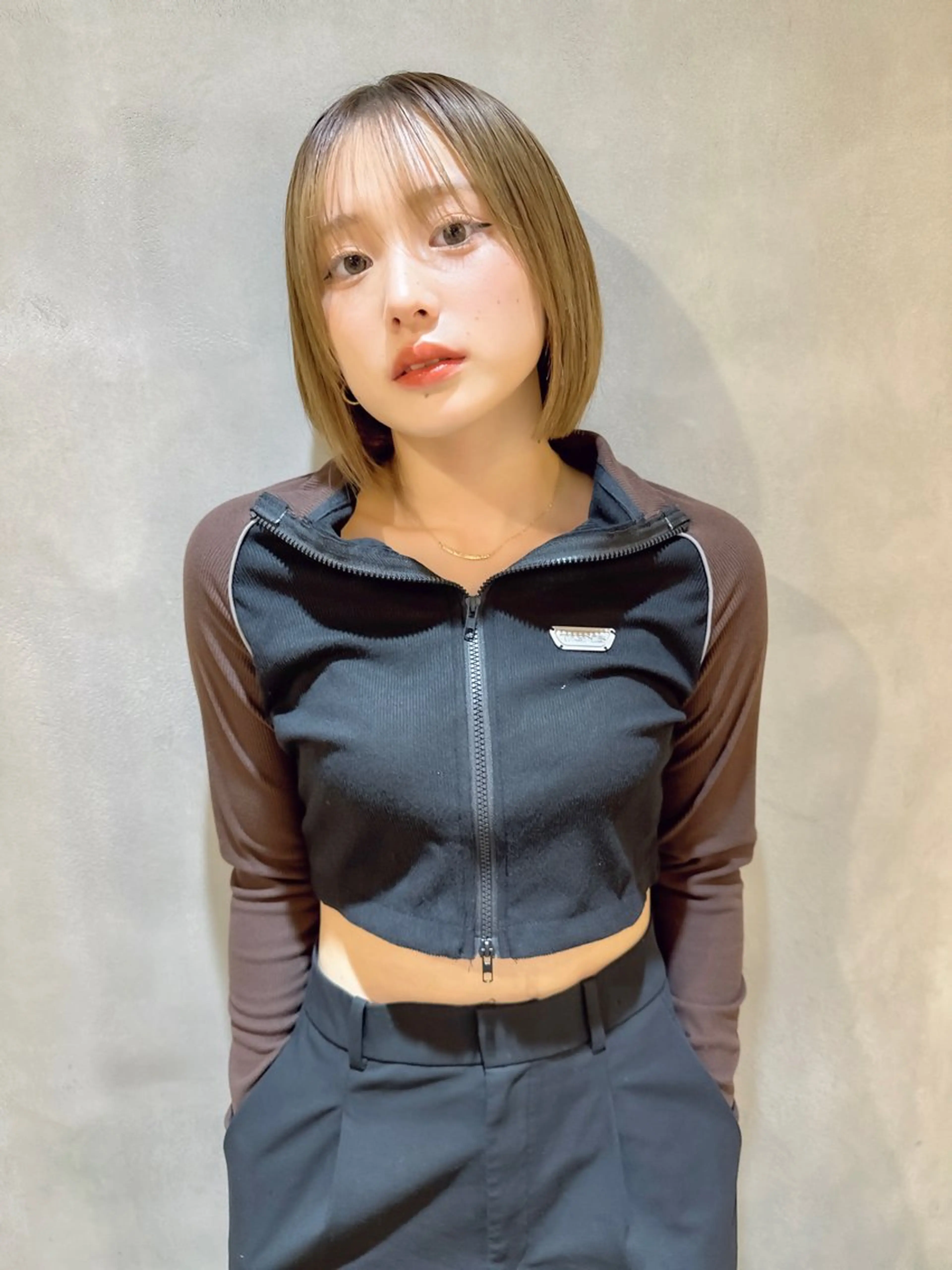 ショート カラー レイヤー/韓国/ボブ 縮毛矯正/畠中ケントのヘアスタイル